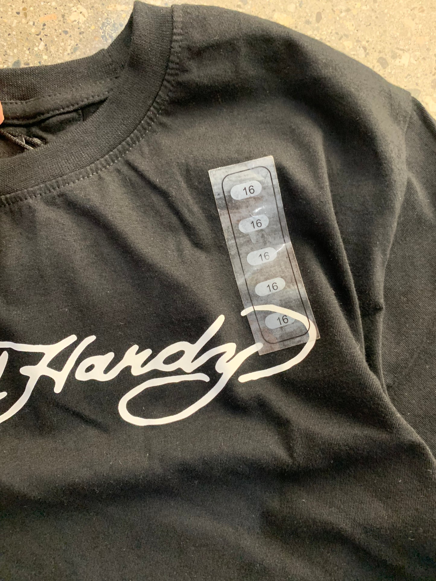 (xs/s) ed hardy tee