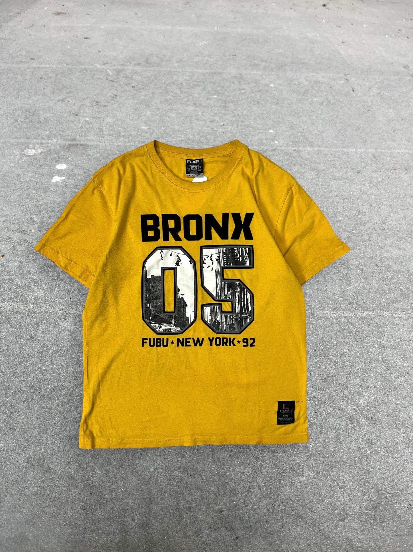 (XL/2X) FUBU Bronx Tee