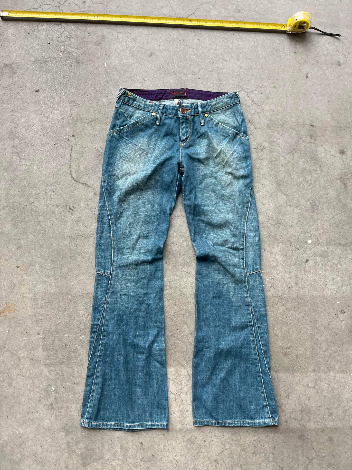 (30”) Levi’s Engineered Flared Denim
