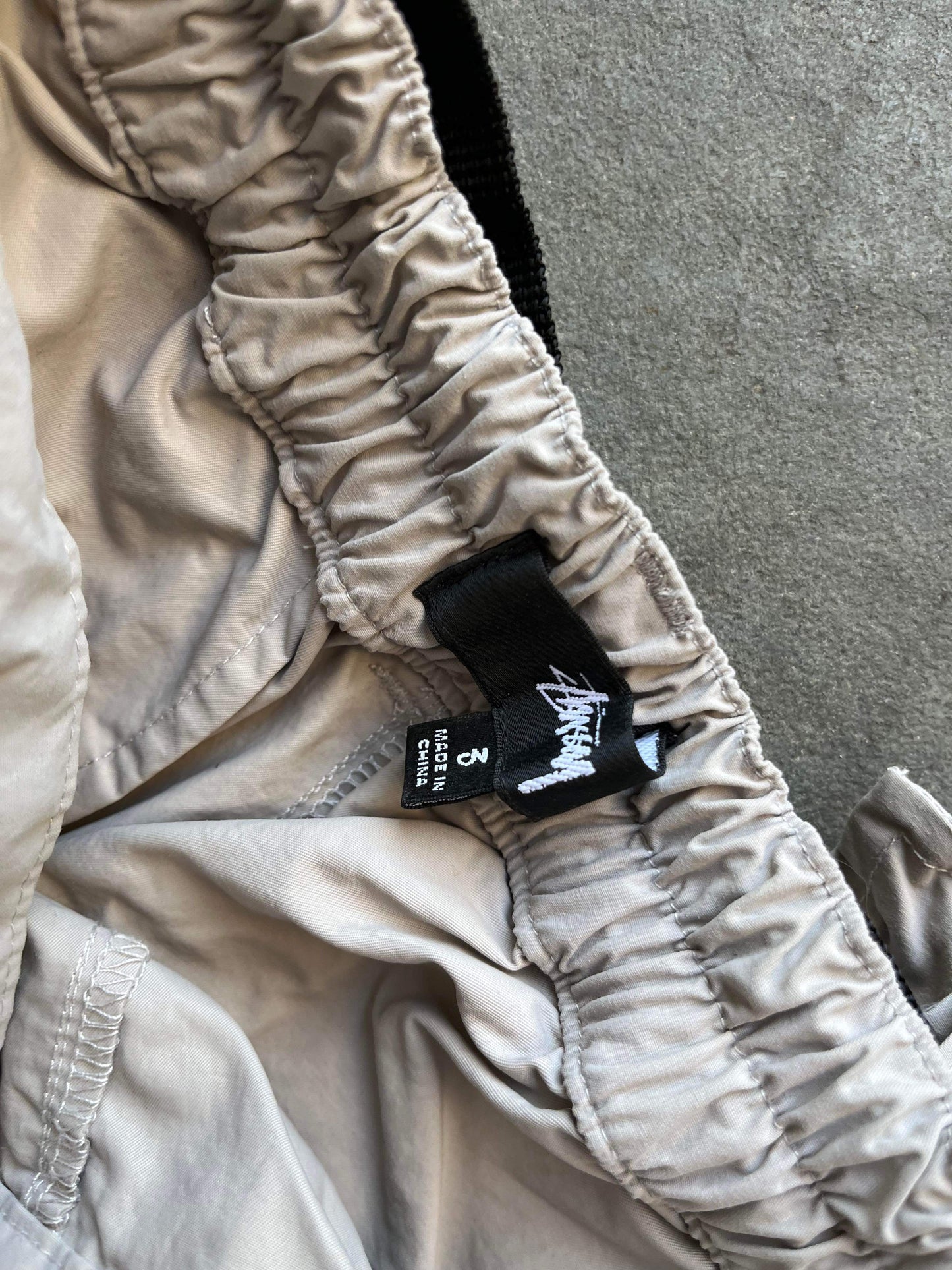 (26”) Stussy Parachutes w/ Fanny Pack