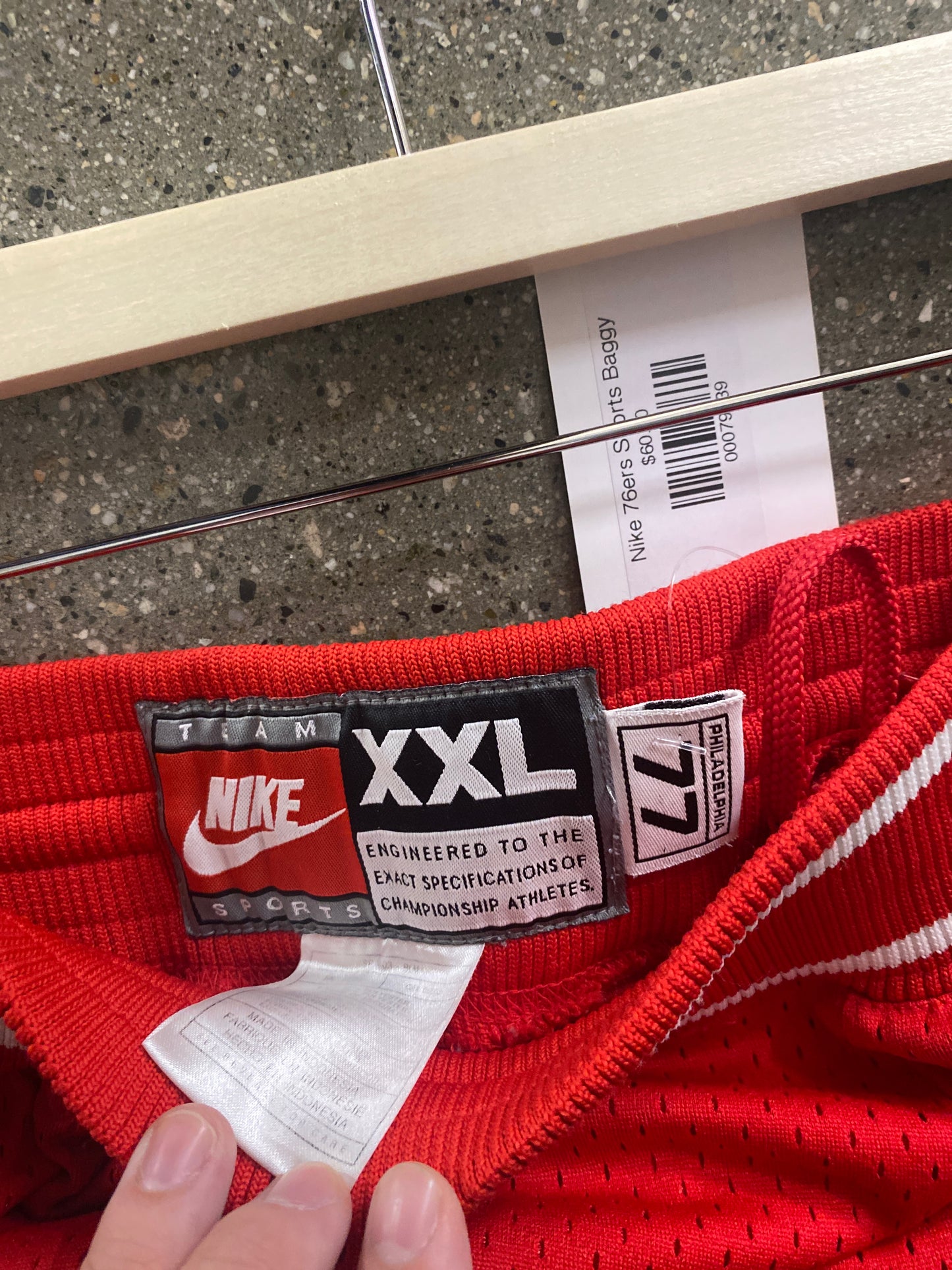 (2X) Nike 76ers Shorts Baggy