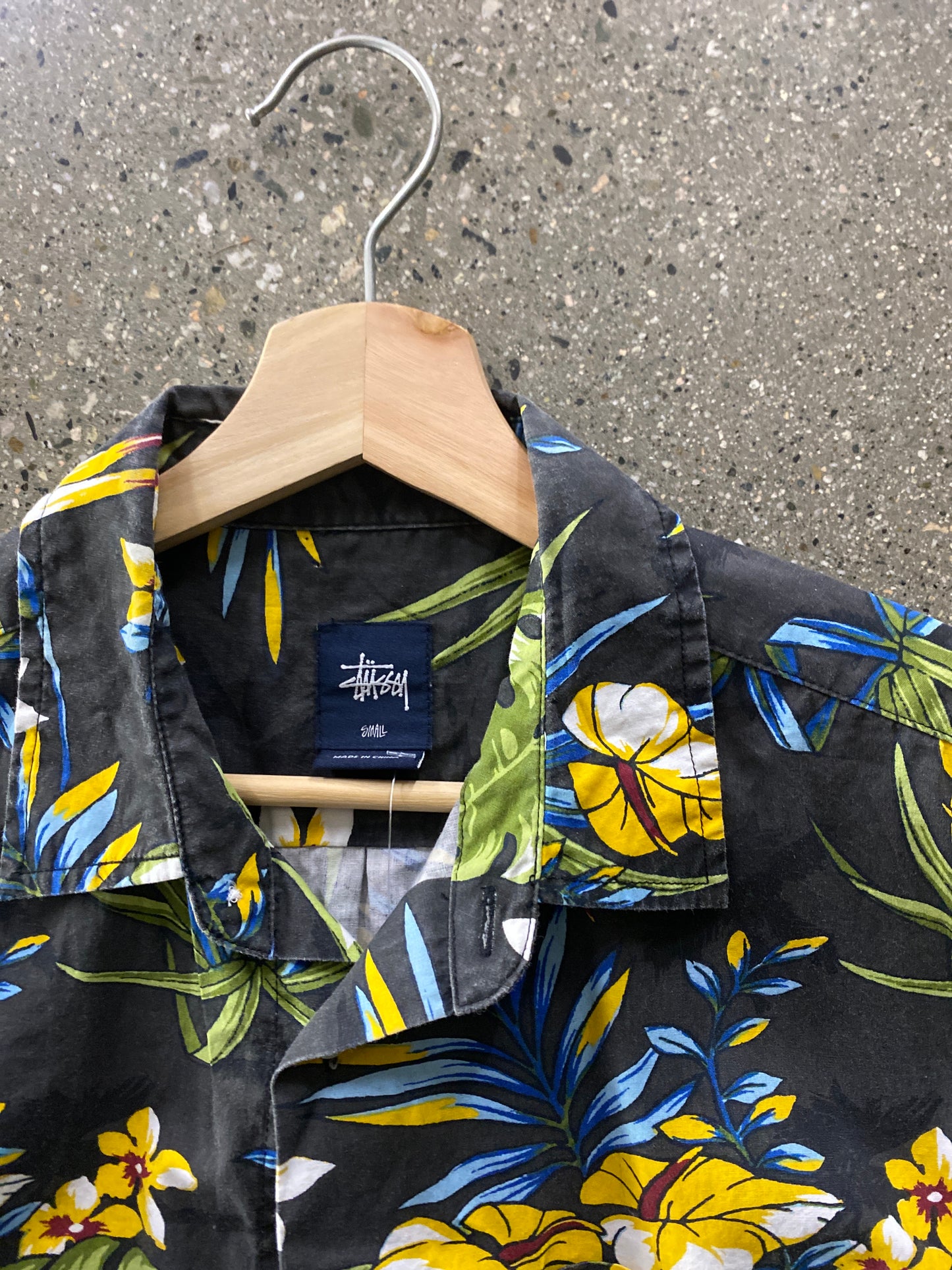 (S) stussy vintage summer button up