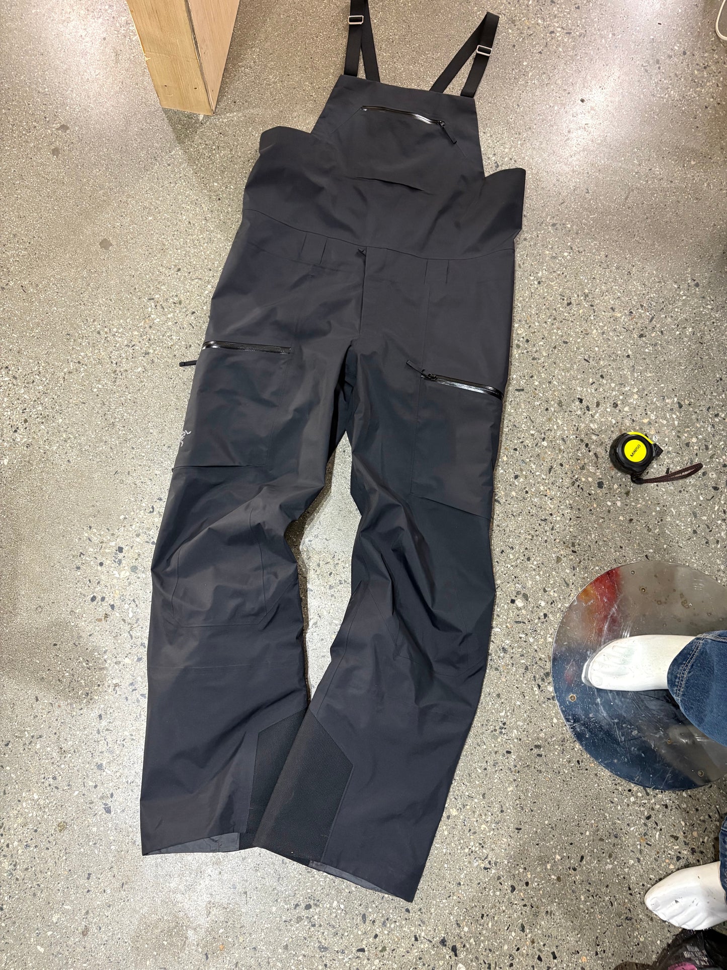 (M) Arcteryx Sabre Bib Goretex