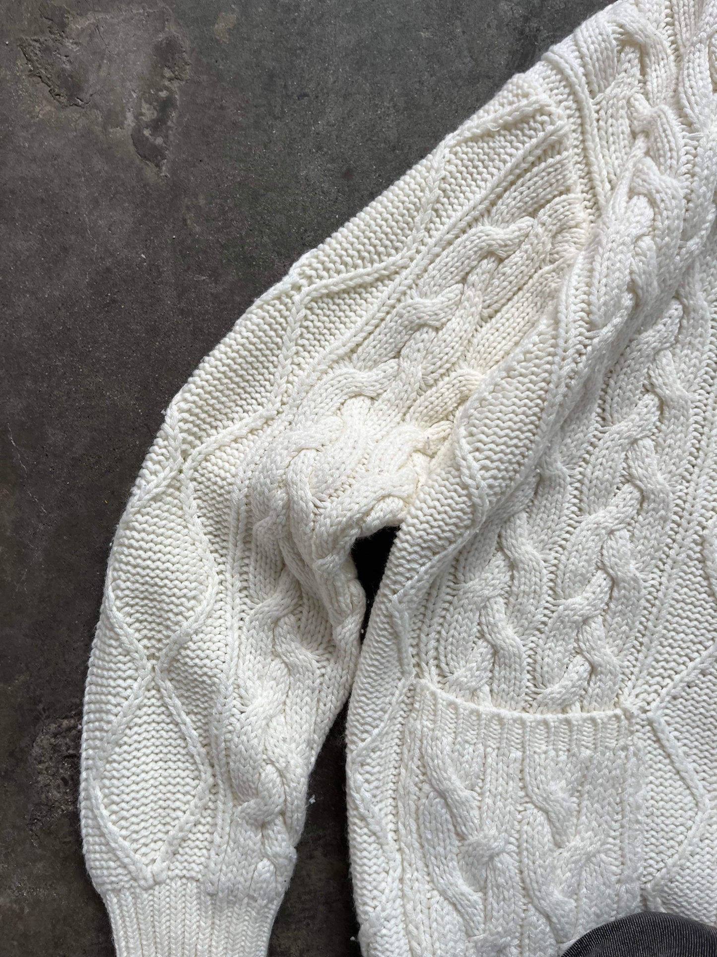 (M) Vintage Thick Cable Knit Cardigan