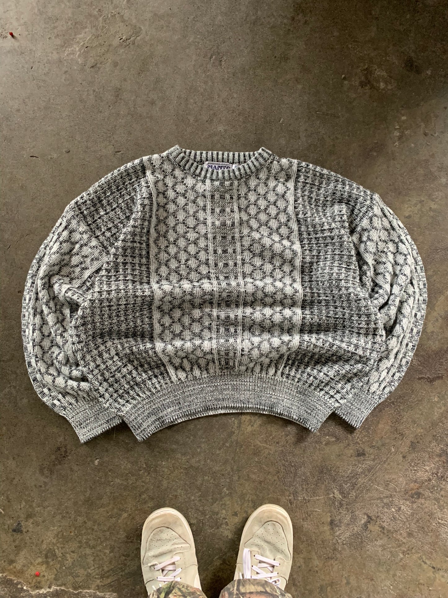 (L) 80’s Boxy Knit