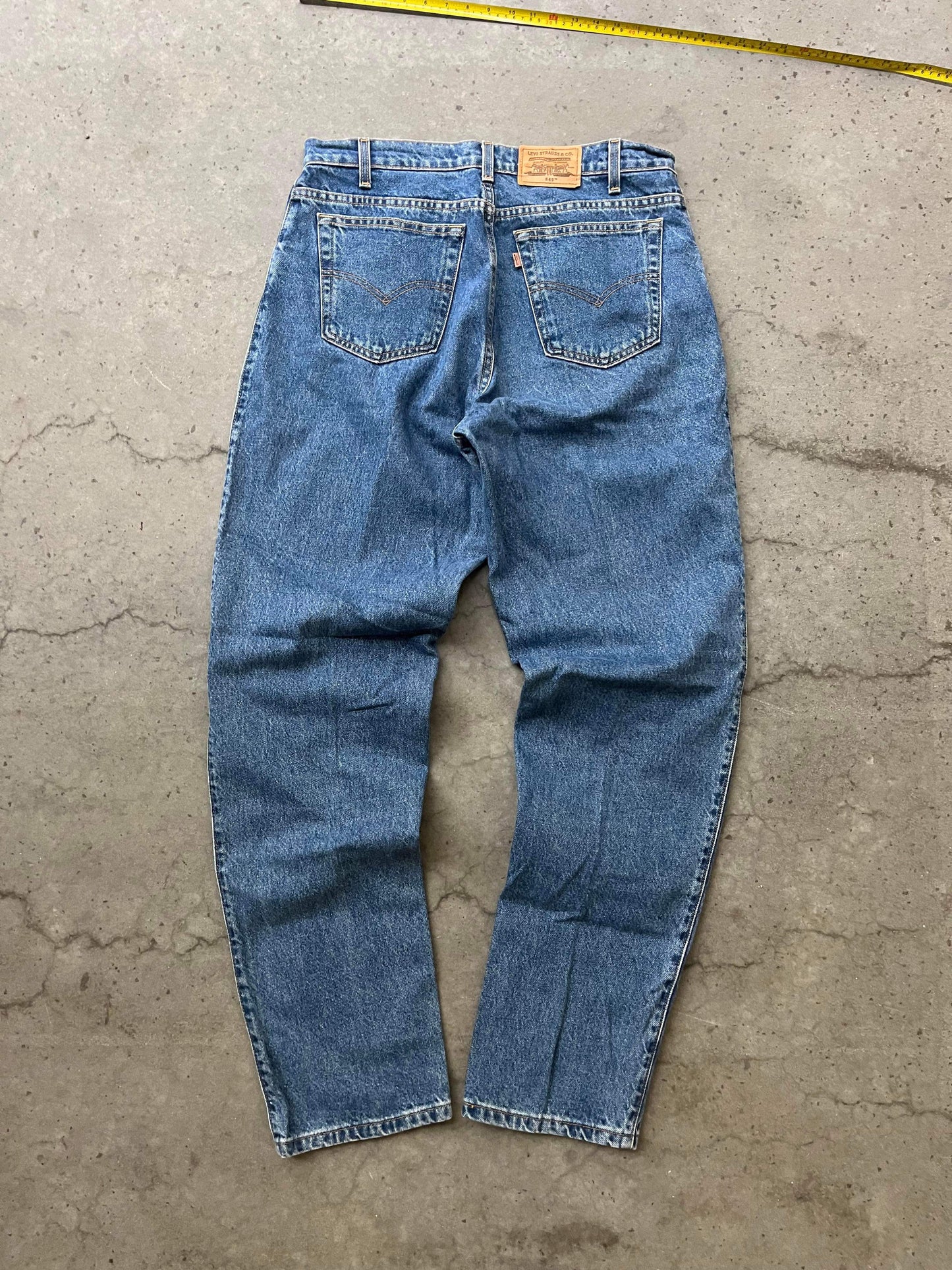 (34”) 90’s Levi Orange Tabs