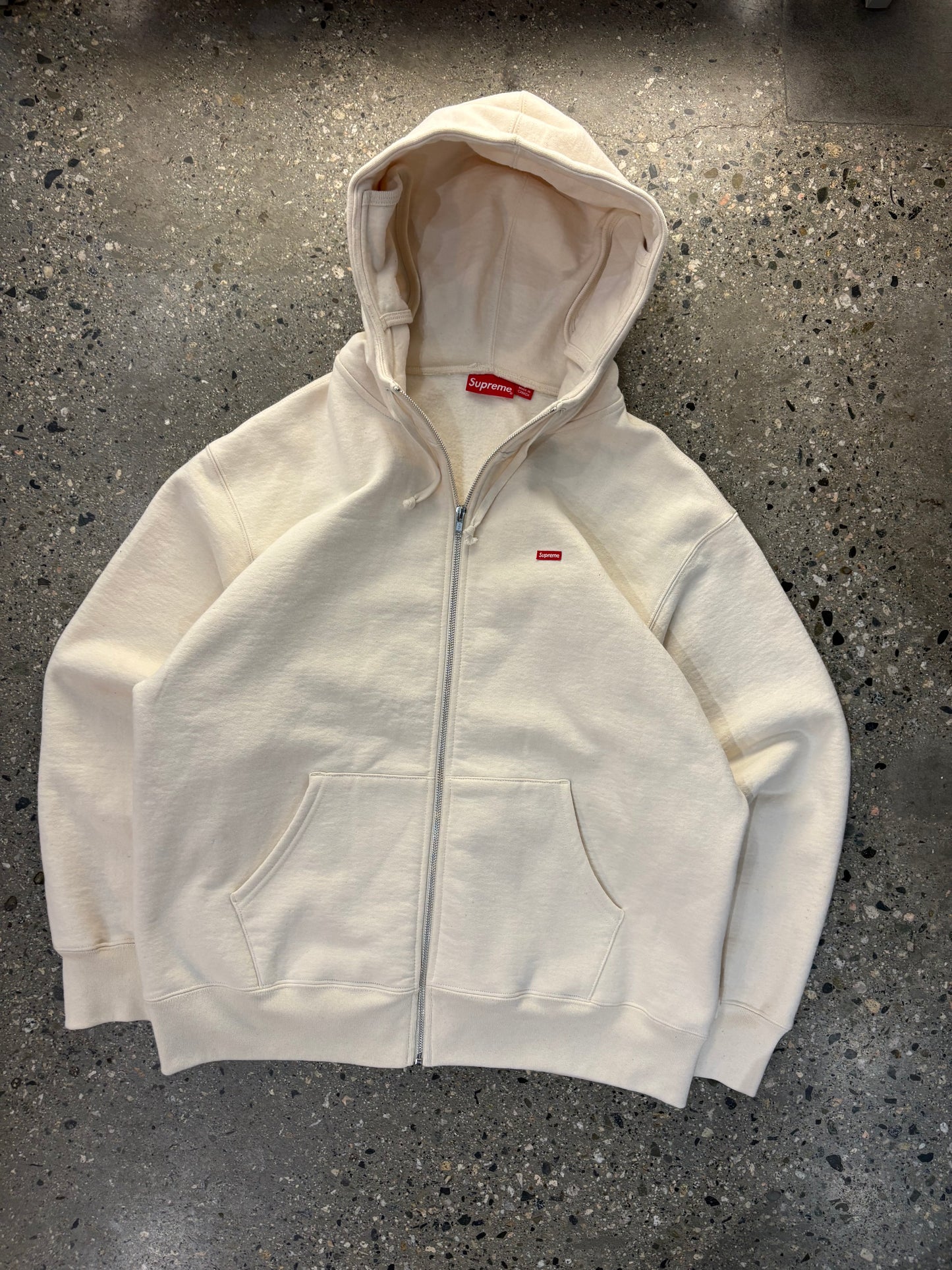 (L) Supreme Small Box Logo Zip up