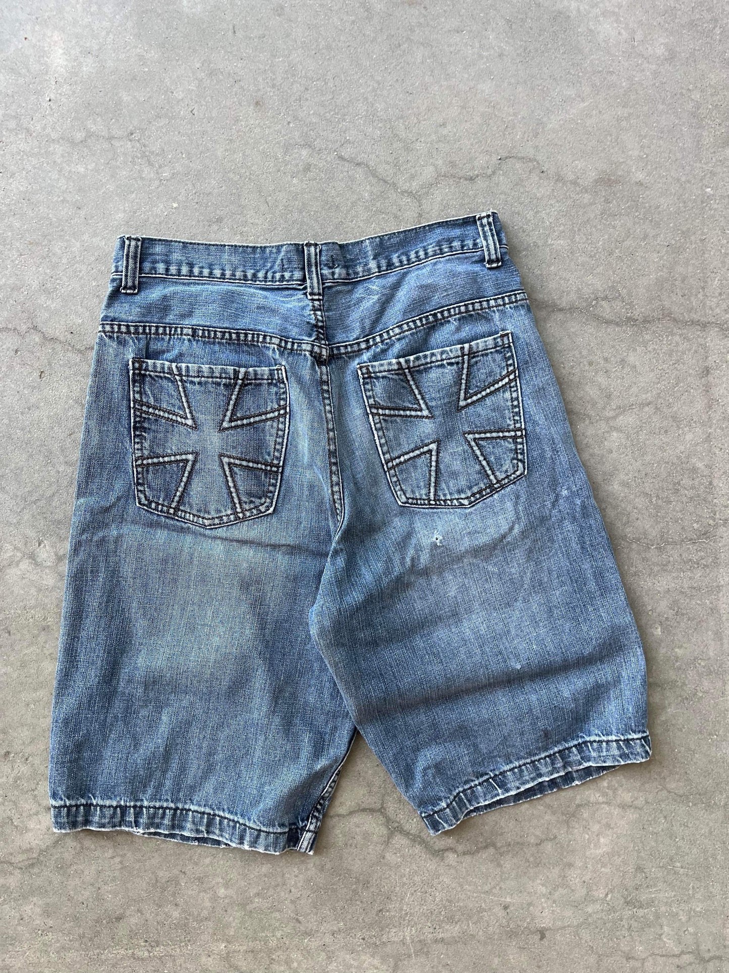 (34”) Y2K Route 66 Light Wash Baggy Jorts