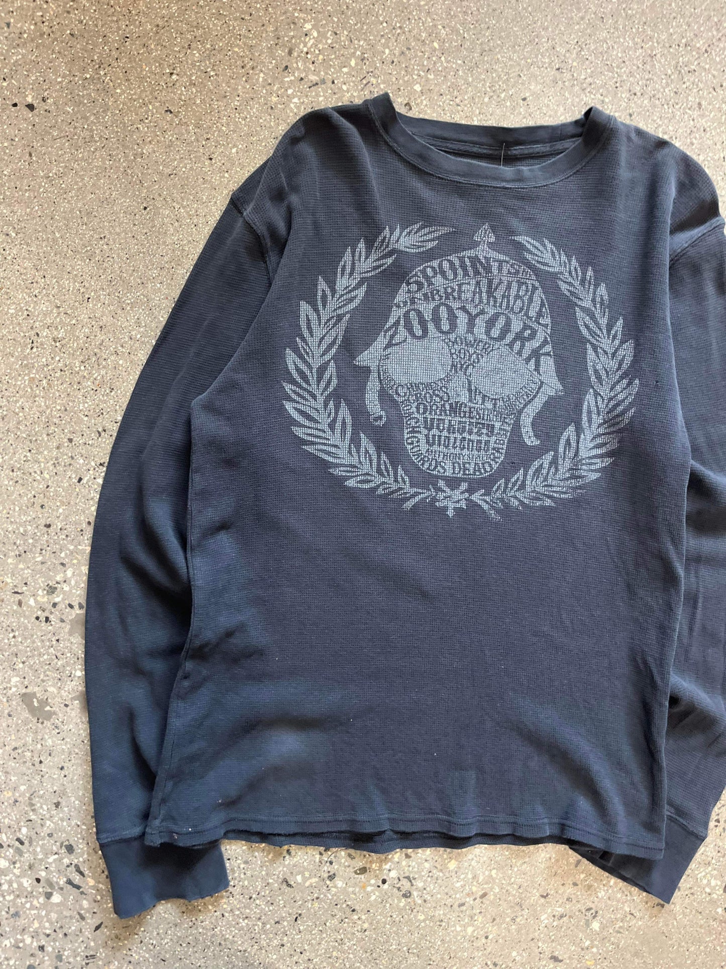 (M) Y2K Zoo York Thermal Top