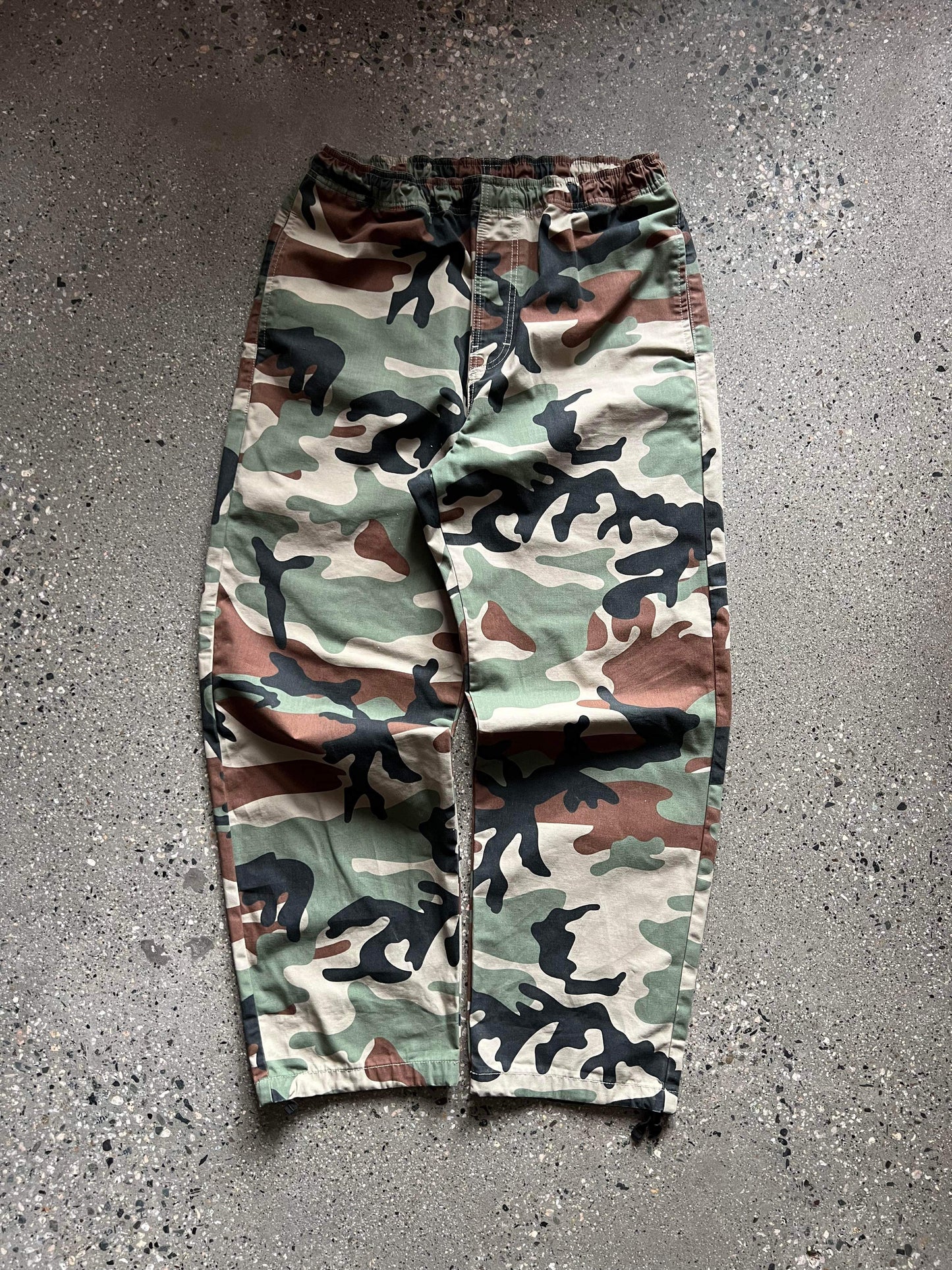 (L) Stussy Baggy Camo Ripstop Pants
