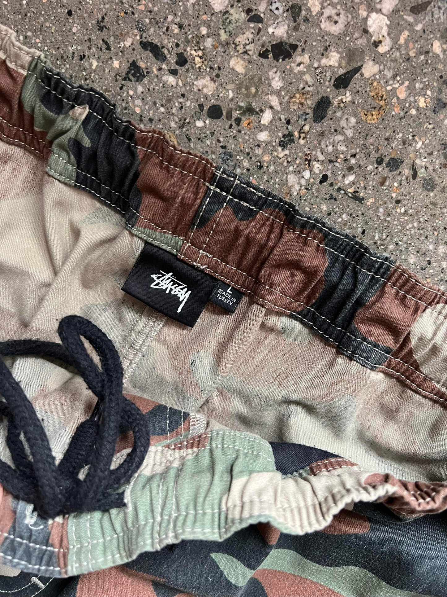 (L) Stussy Baggy Camo Ripstop Pants