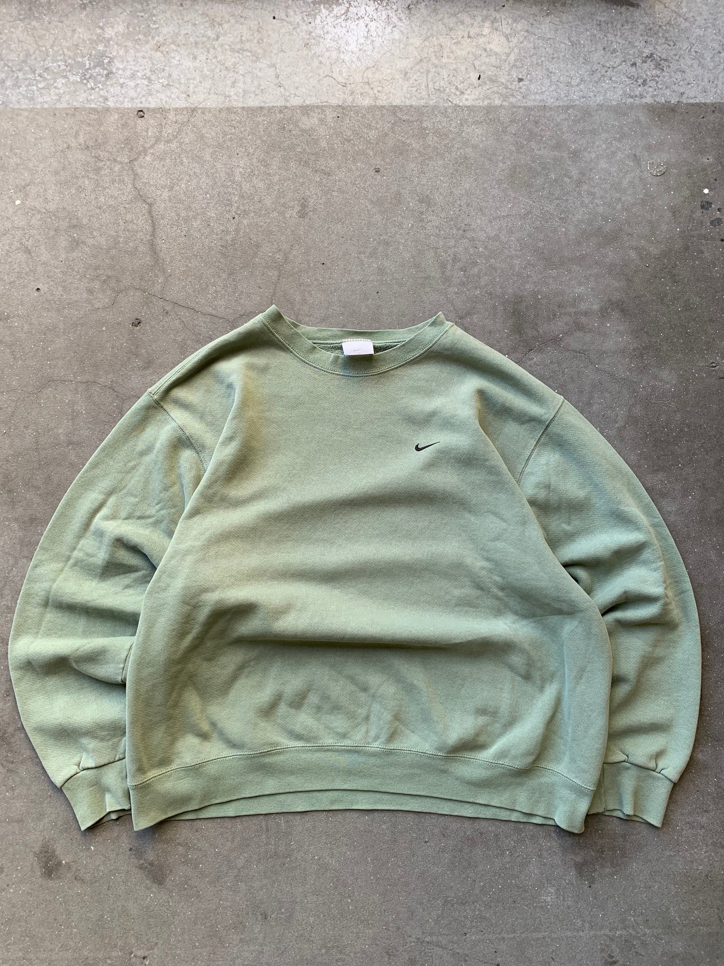 (L/XL) 00’s Nike Matcha Crewneck