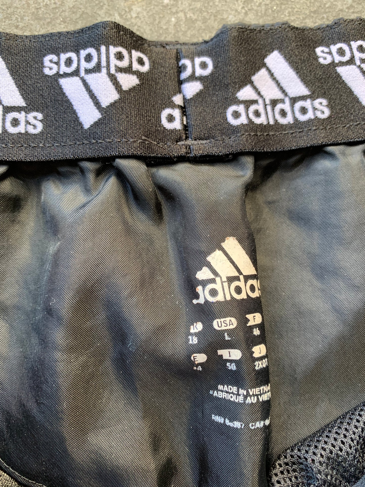 (L) Adidas Windbreaker Pants
