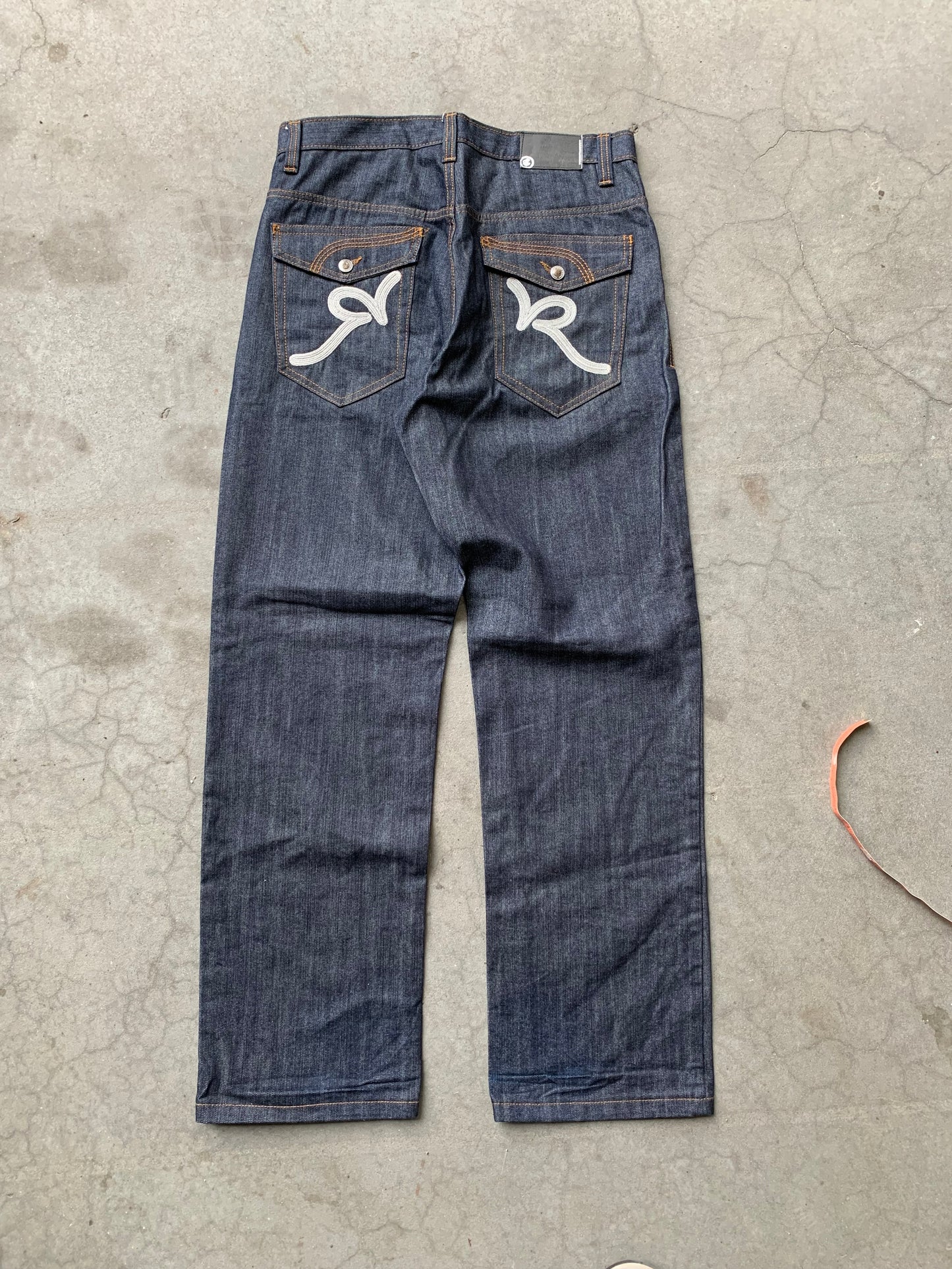(34”) Vintage Baggy Rocawear Raw Denim