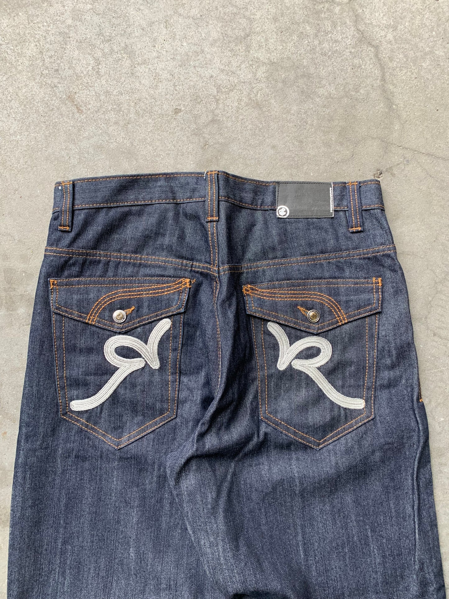 (34”) Vintage Baggy Rocawear Raw Denim