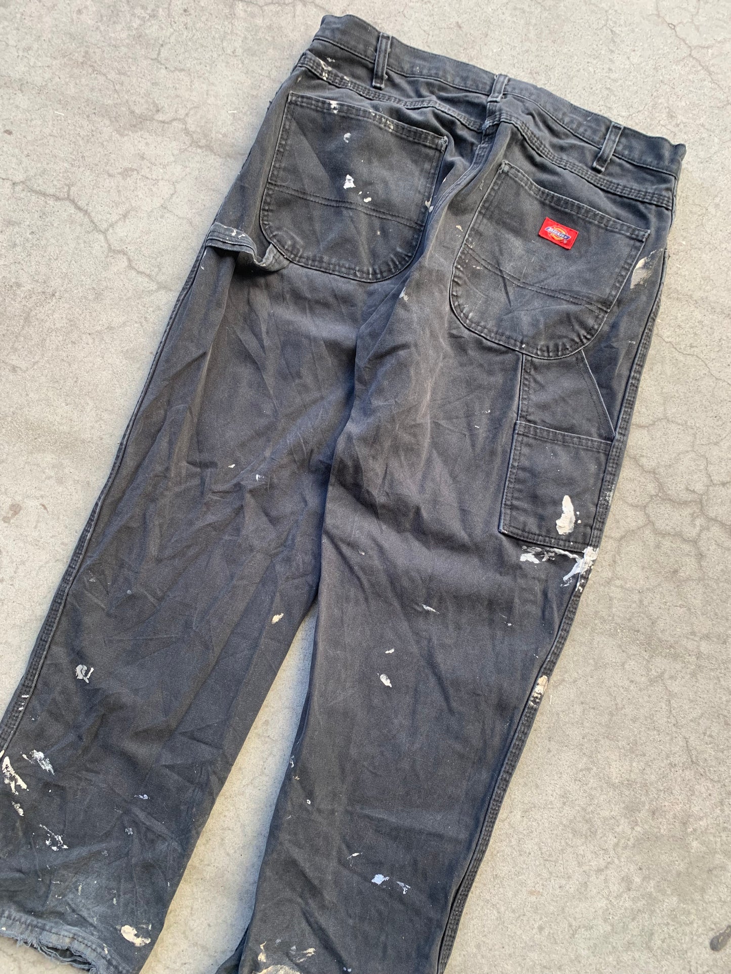 (34”) Dickies Paint Splatter Carpenters