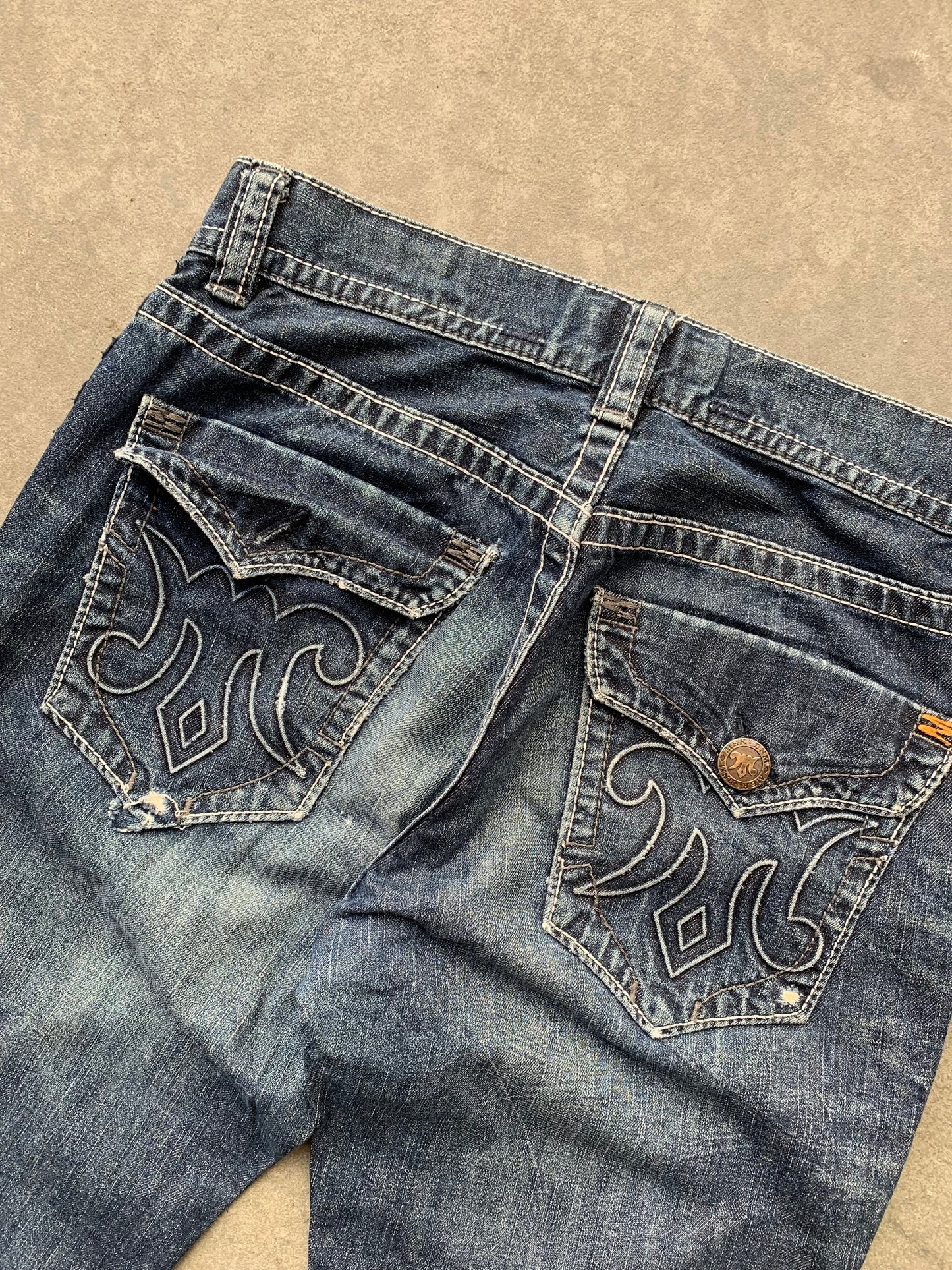 (31”) Y2K Mek Denim