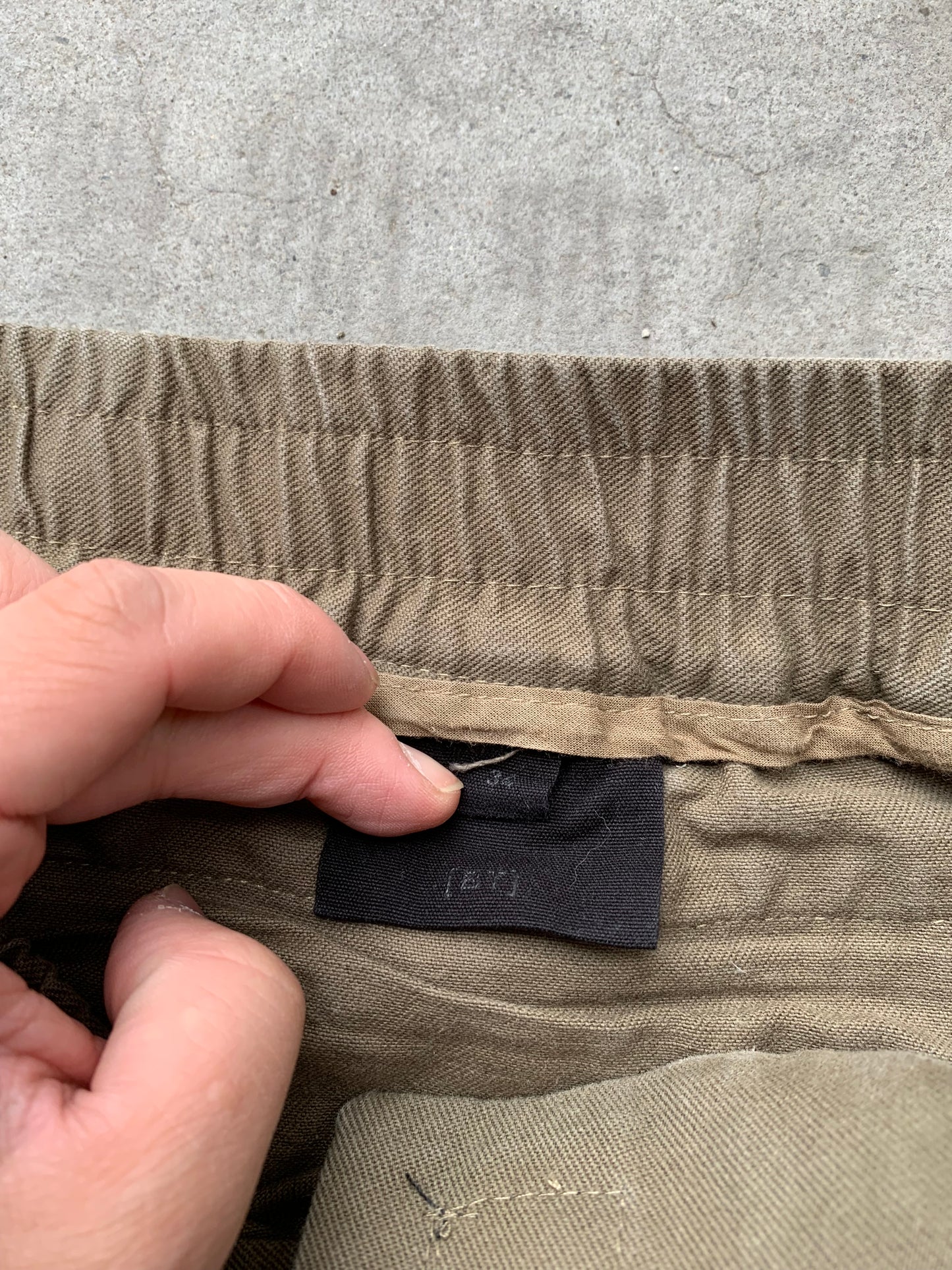 (34”) Vintage Baggy Utility Cargos