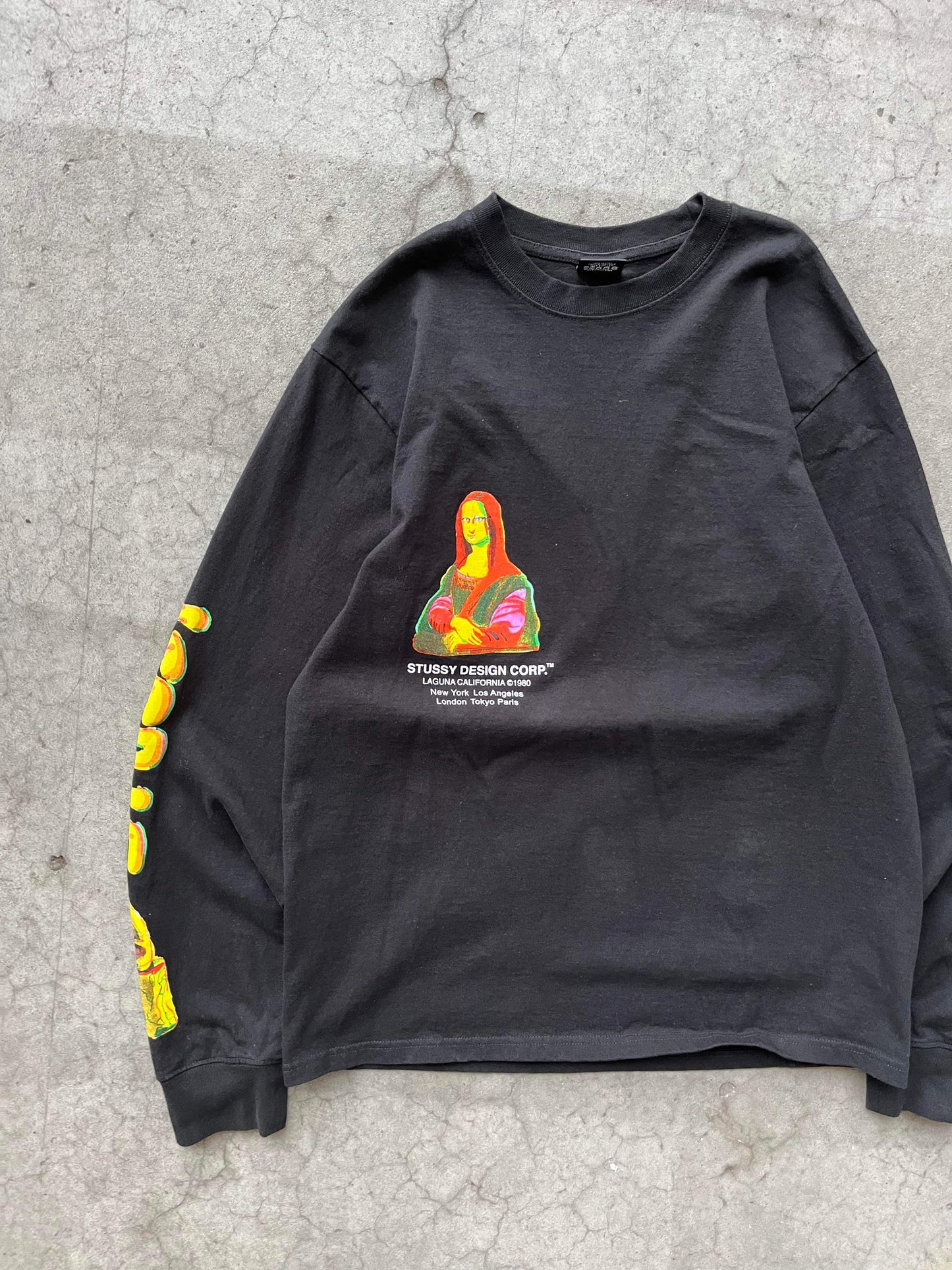 (M/L) Stussy Design Corp Art Tee