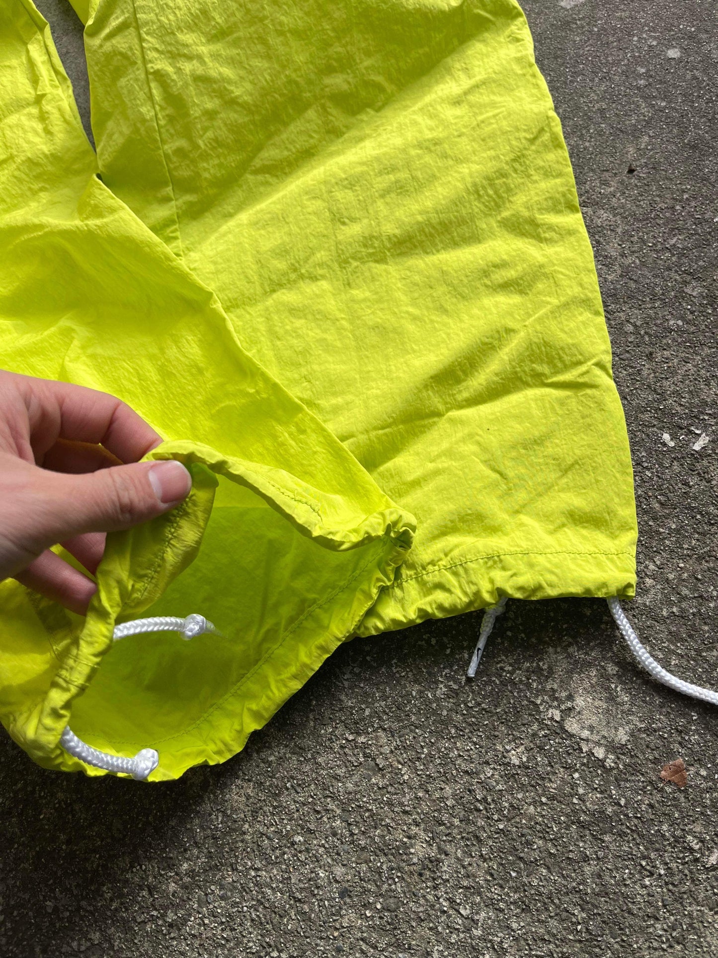 (34”) Stussy x Nike Neon Green Windbreaker Parachutes