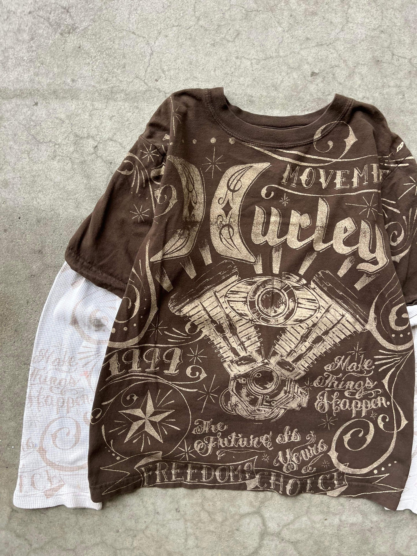 (XS) Y2K Hurley LS TEE