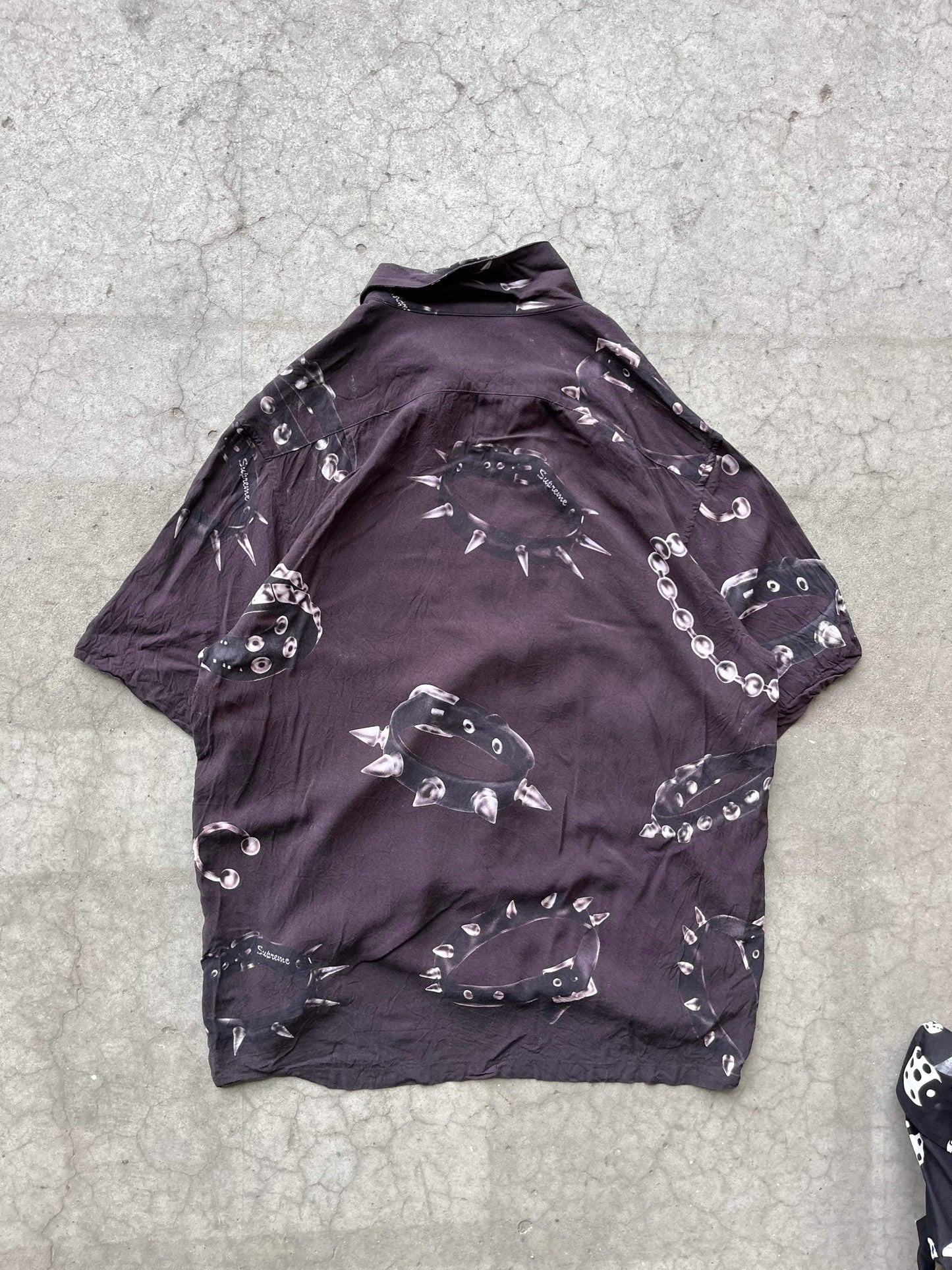 (XL/2X) Supreme Studded Collars Rayon Tee