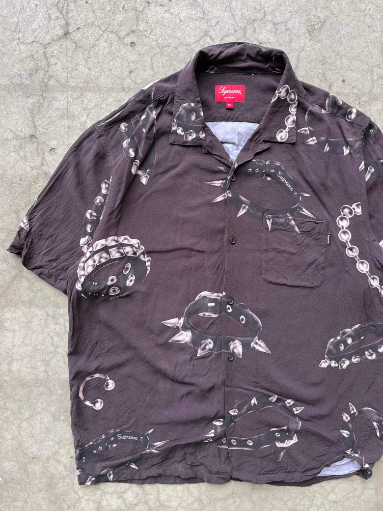 (XL/2X) Supreme Studded Collars Rayon Tee