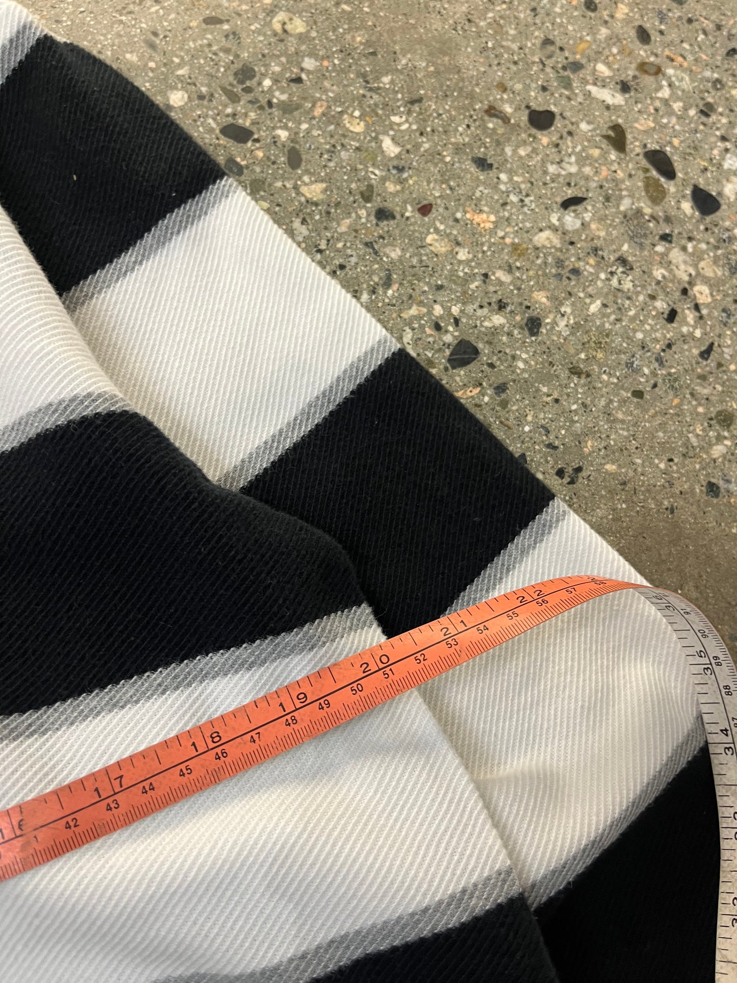 (L) Supreme NY Striped Sweater