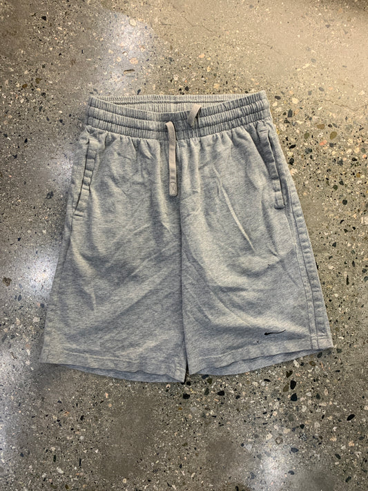S24 - (S) Nike Sweatshorts