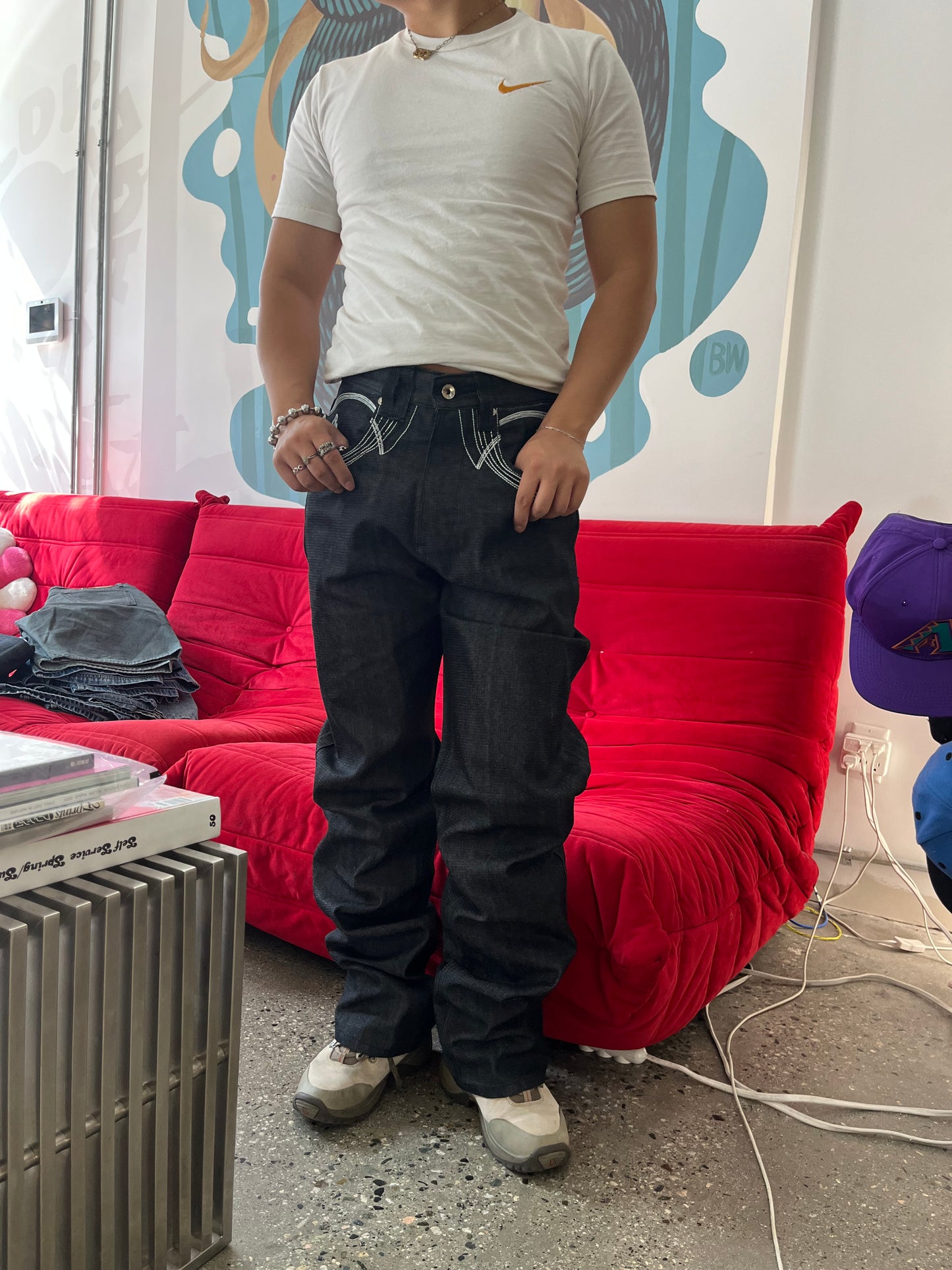 s43 - 32w BNWT ROCAWEAR Denim