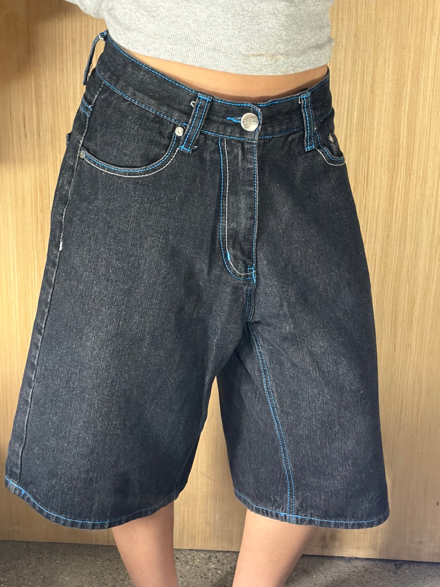 (32”) Urban Label Dark Baggy Jorts