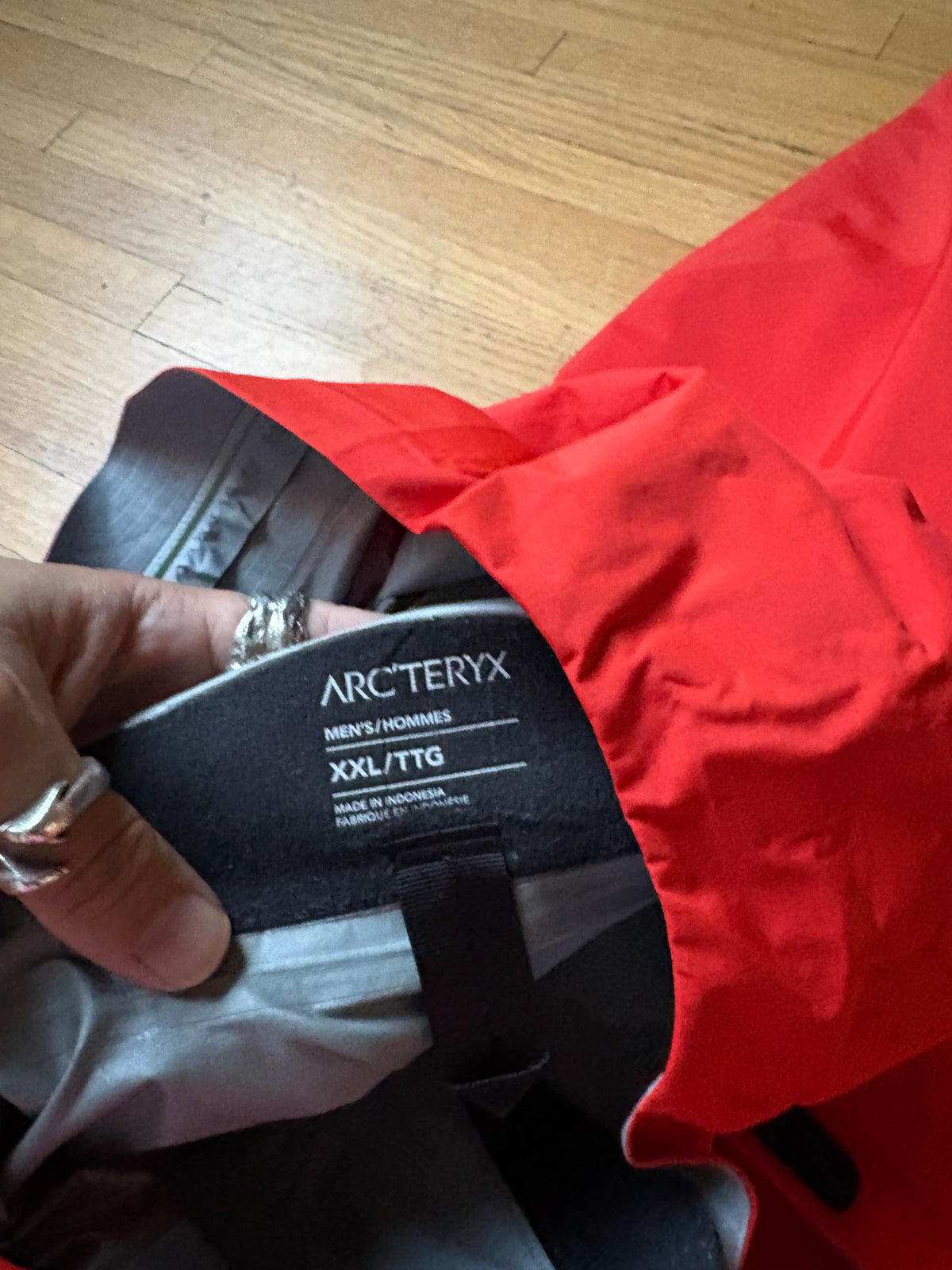 (XXL) Arcteryx Zeta SL Strawberry Red Goretex Jacket