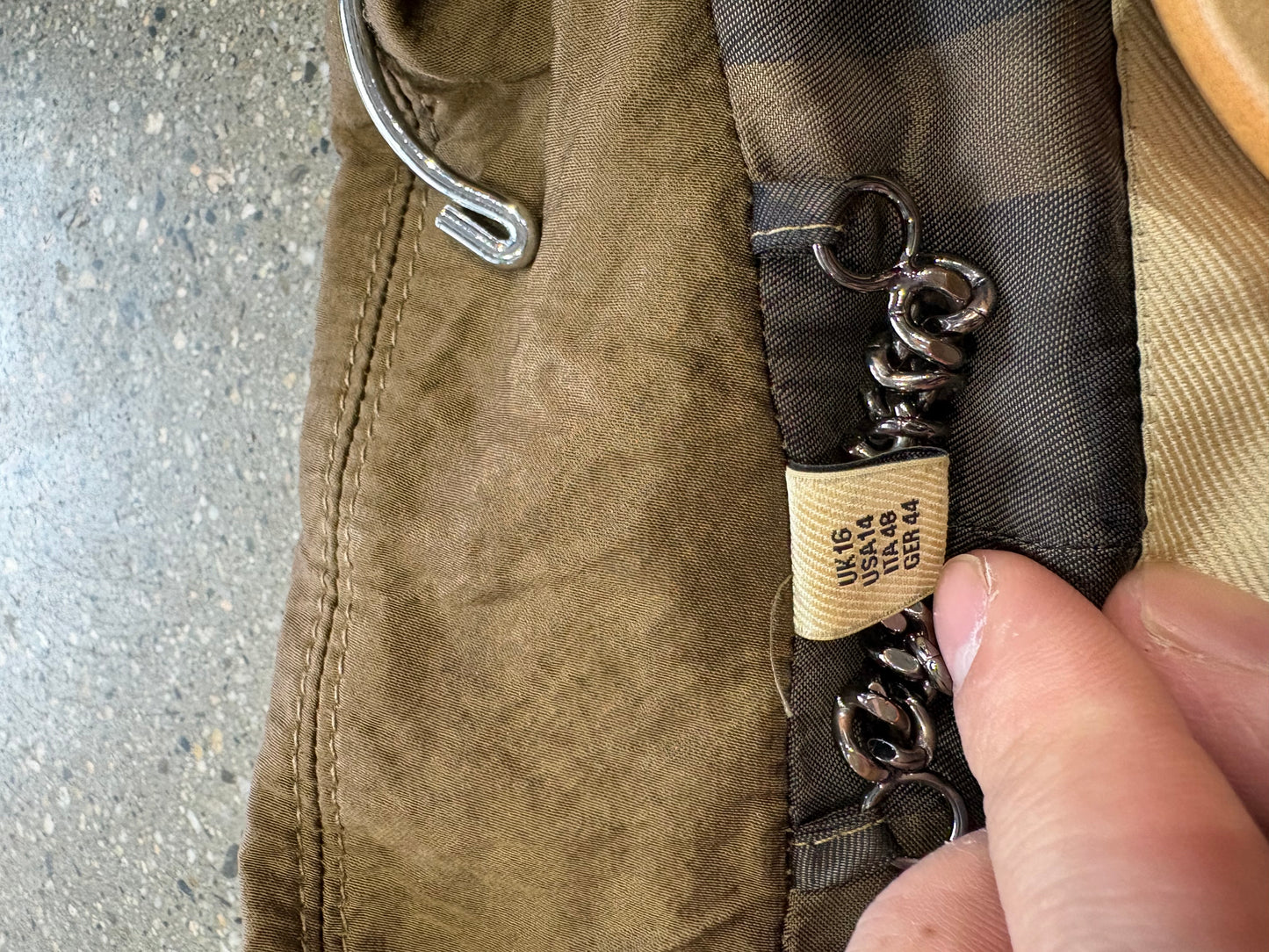 (S) Older Burberry Olive Trench