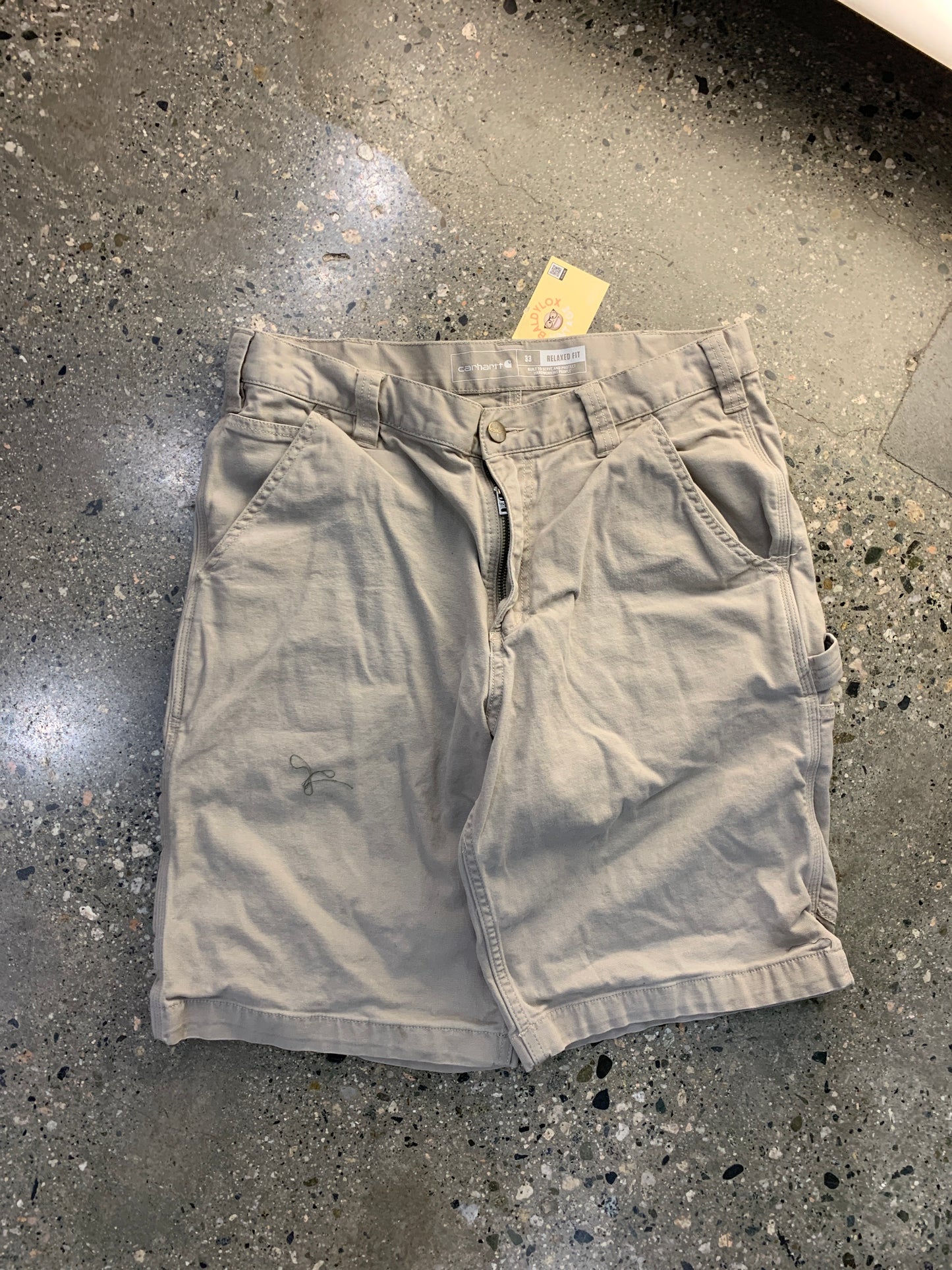 S38 - 33W Carhartt Shorts