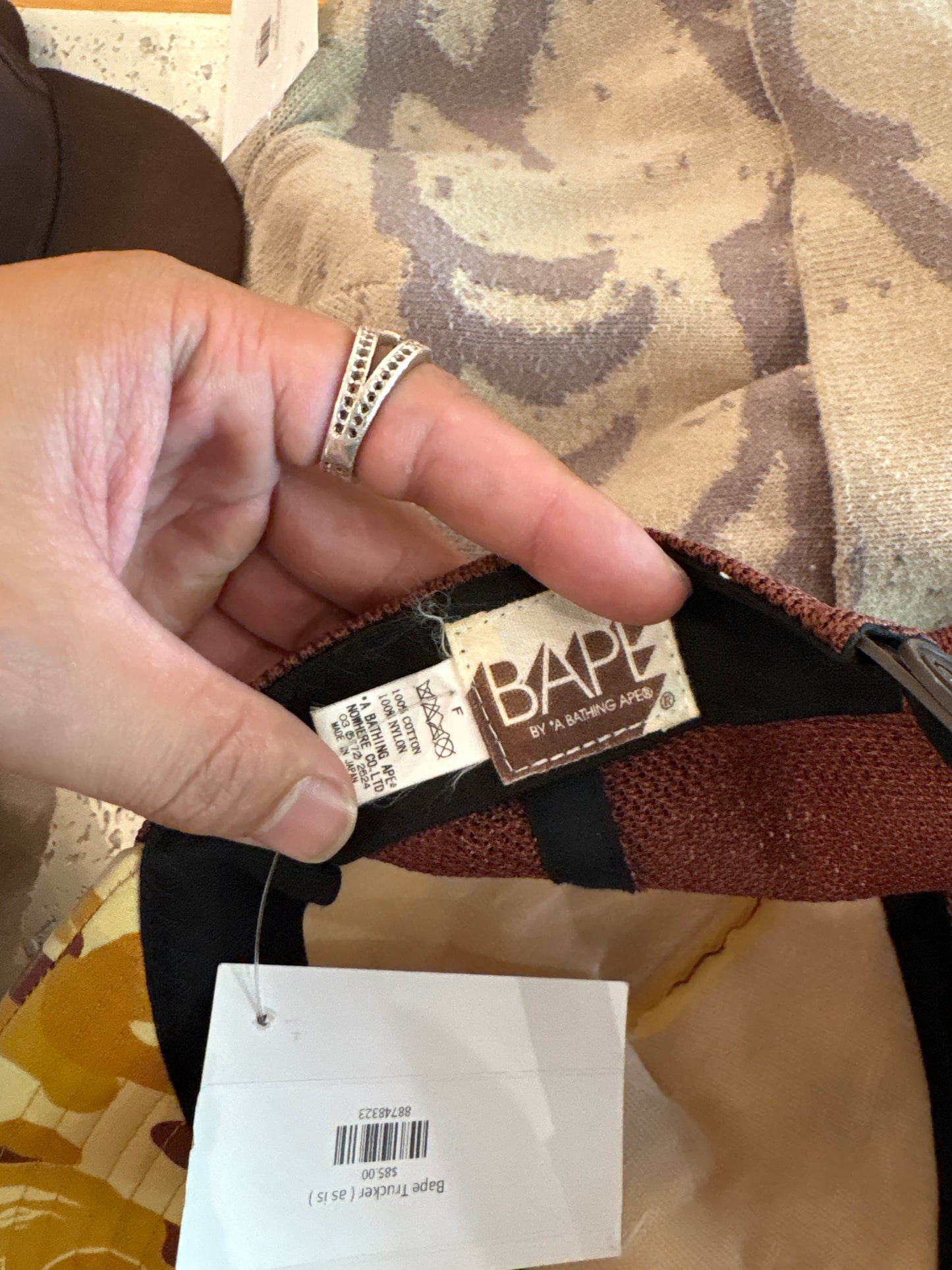 (OSFA) Bape Trucker ( as is )