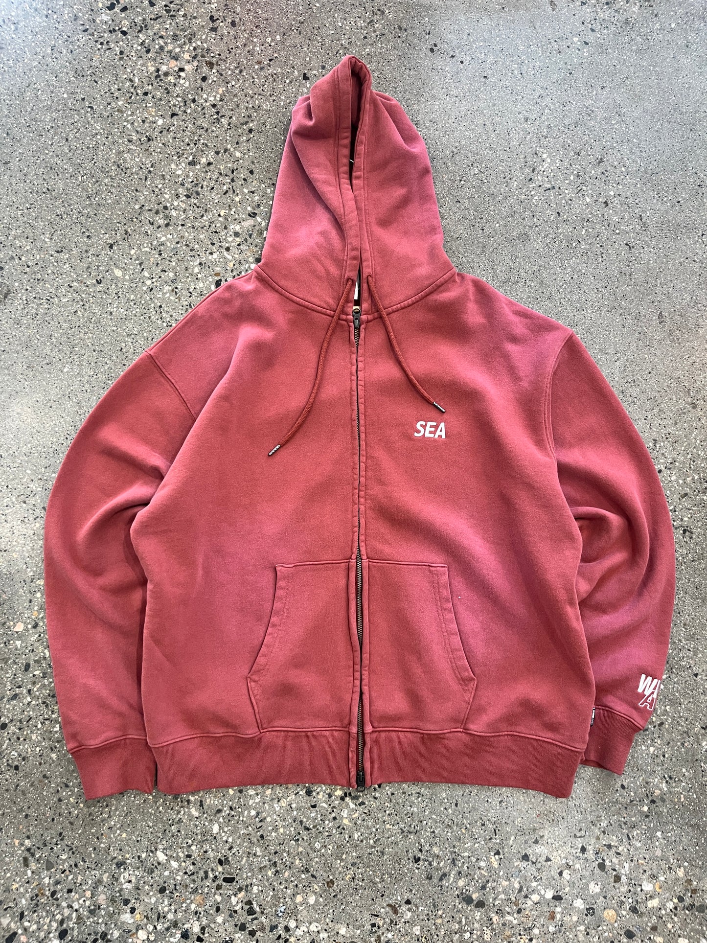 (L) Wind & Sea Script Zip Up Hoodie