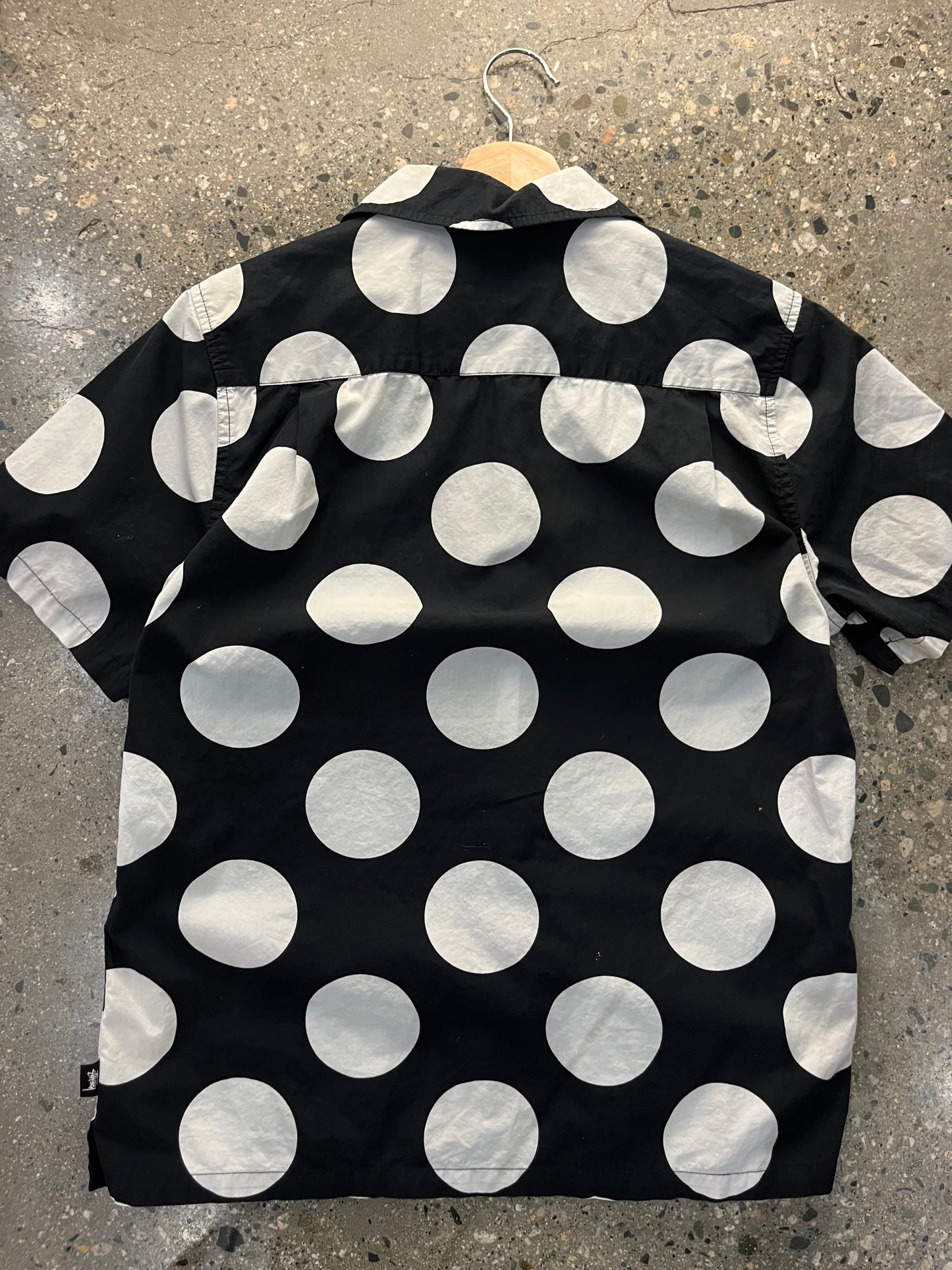 (S) a137 - Stussy DOTS Button Up