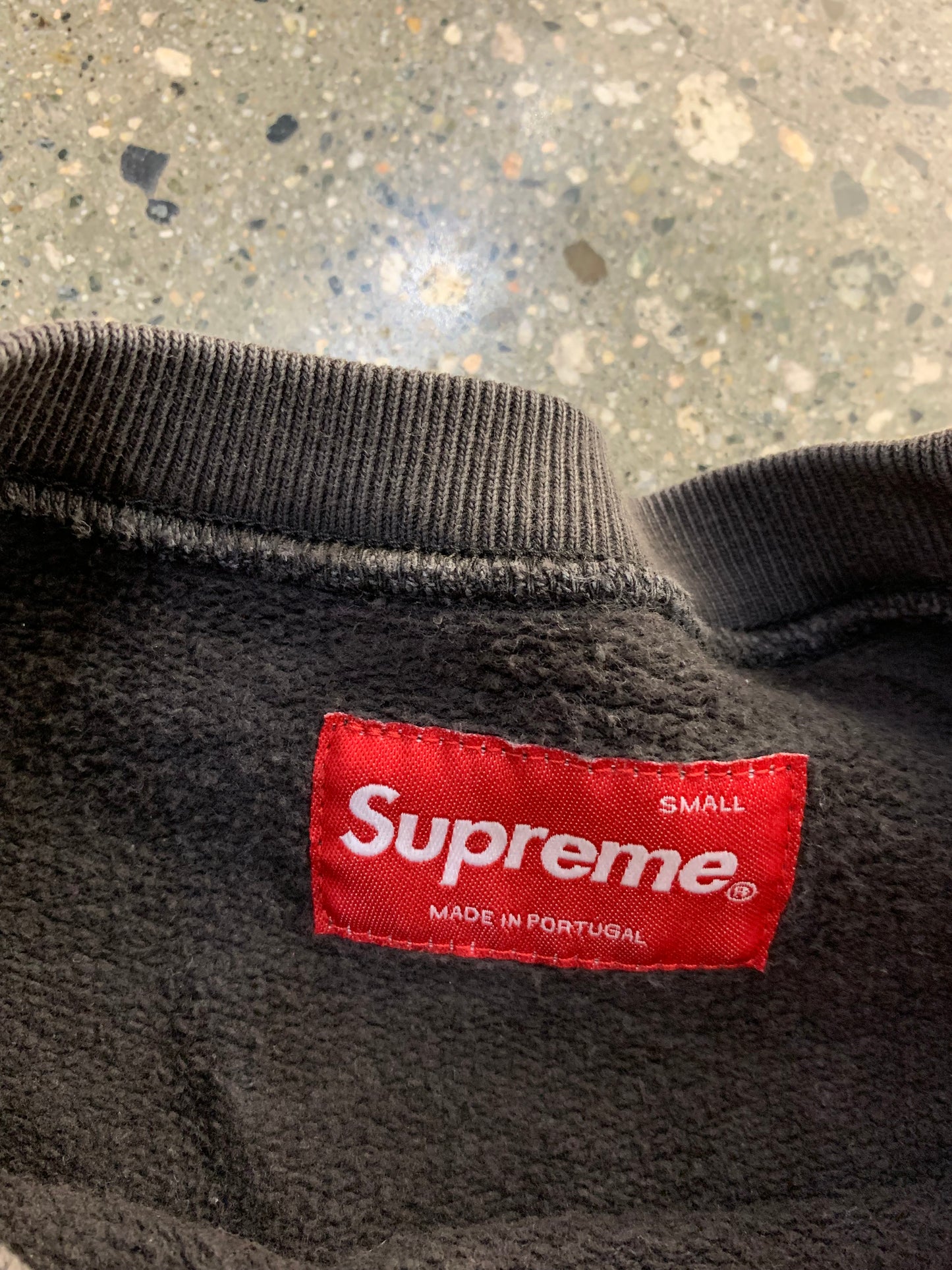(S/M) Supreme NY Sunfaded Crewneck