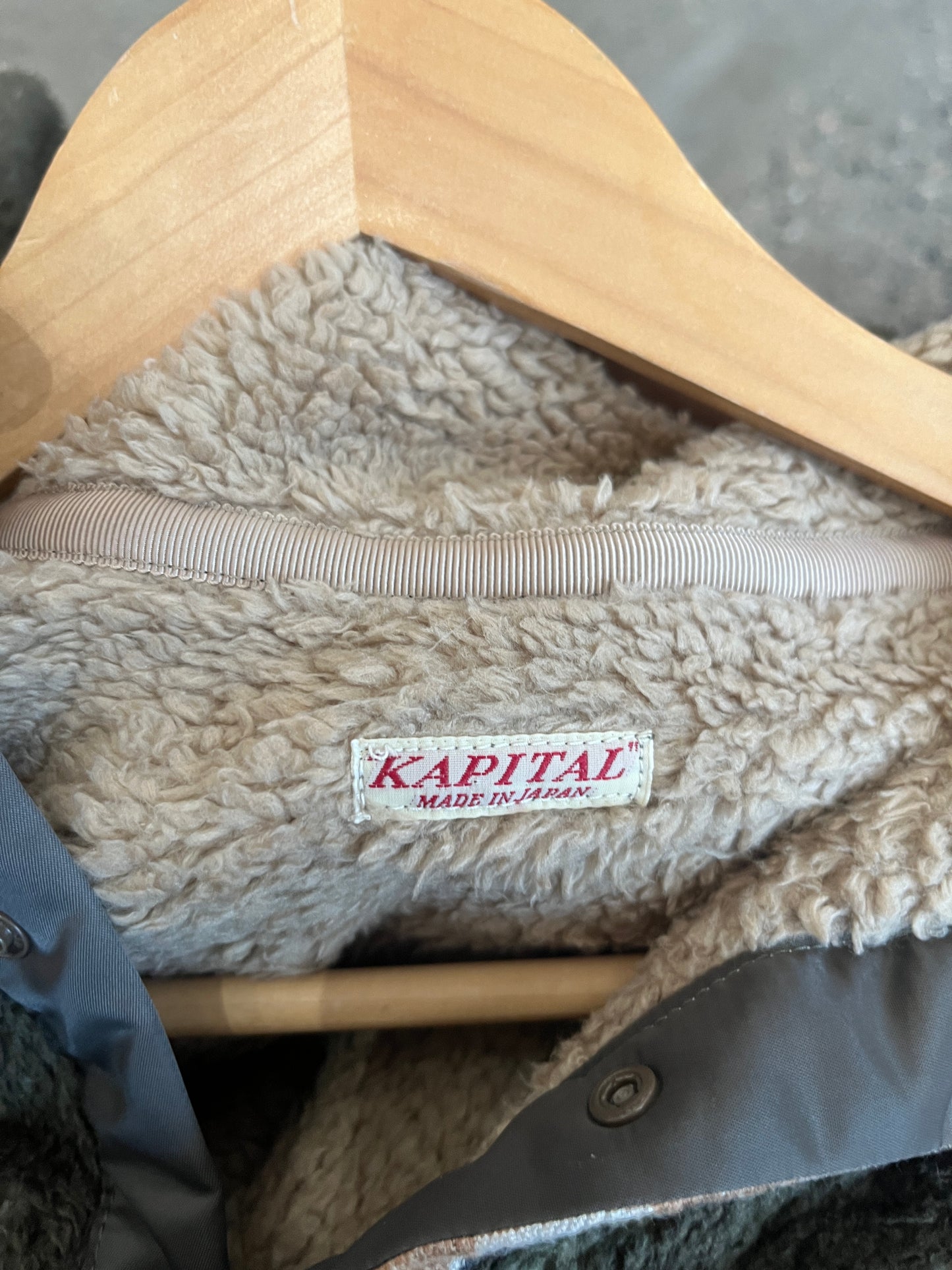 (M/L) Kapital Tiger Fleece
