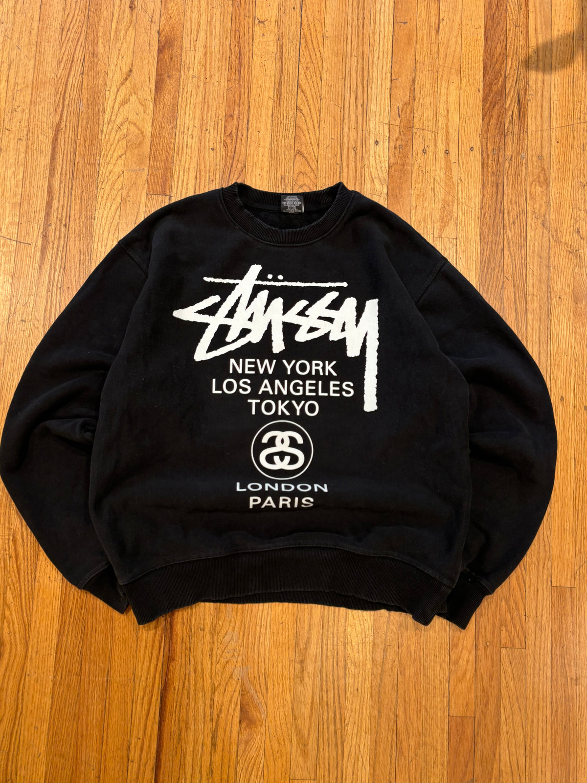 (L) Stussy Heavyweight World Tour Crewneck