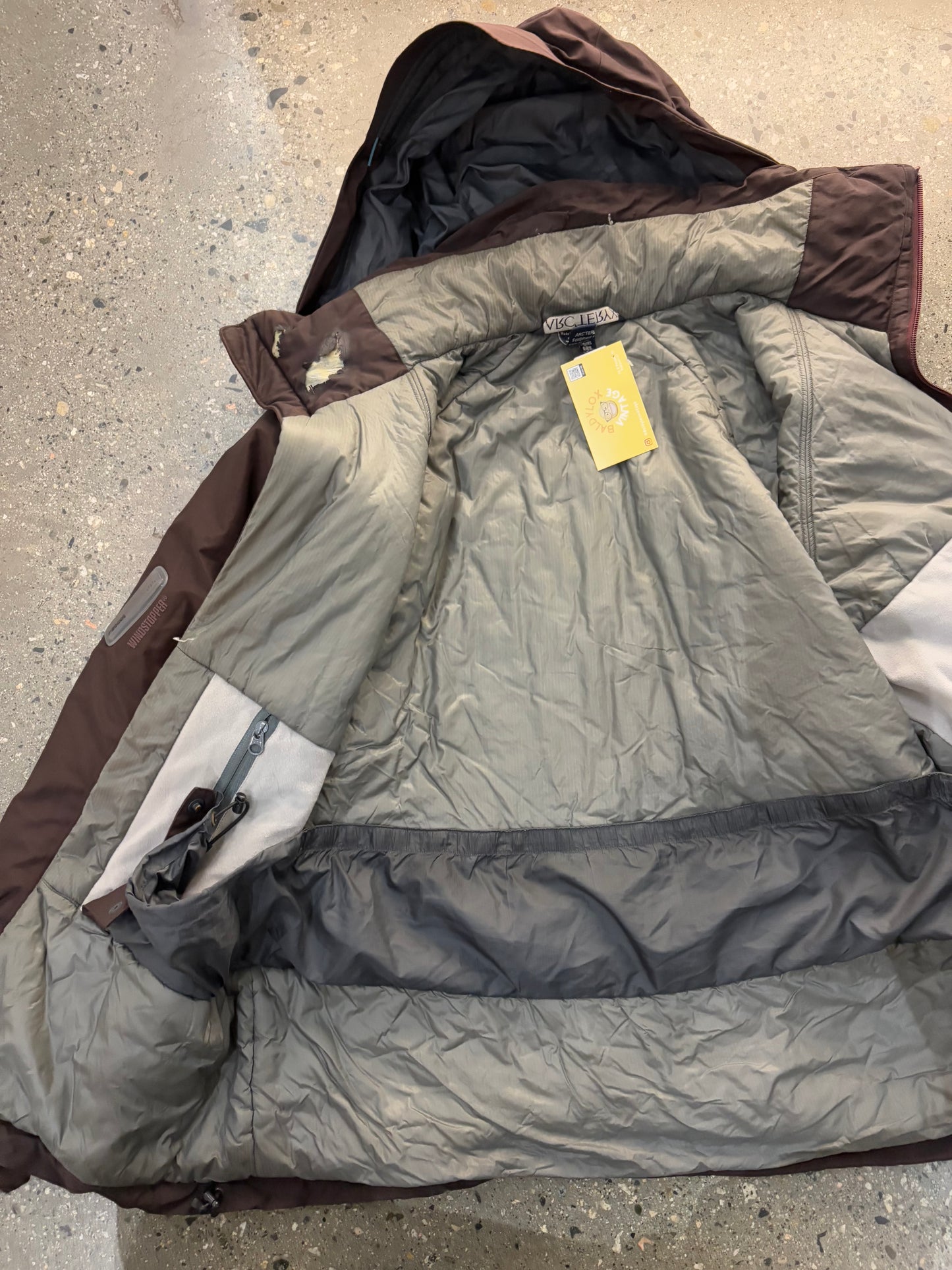 (M/L) Arc’teryx Atlas SV Windstopper Primoloft Recco Jacket