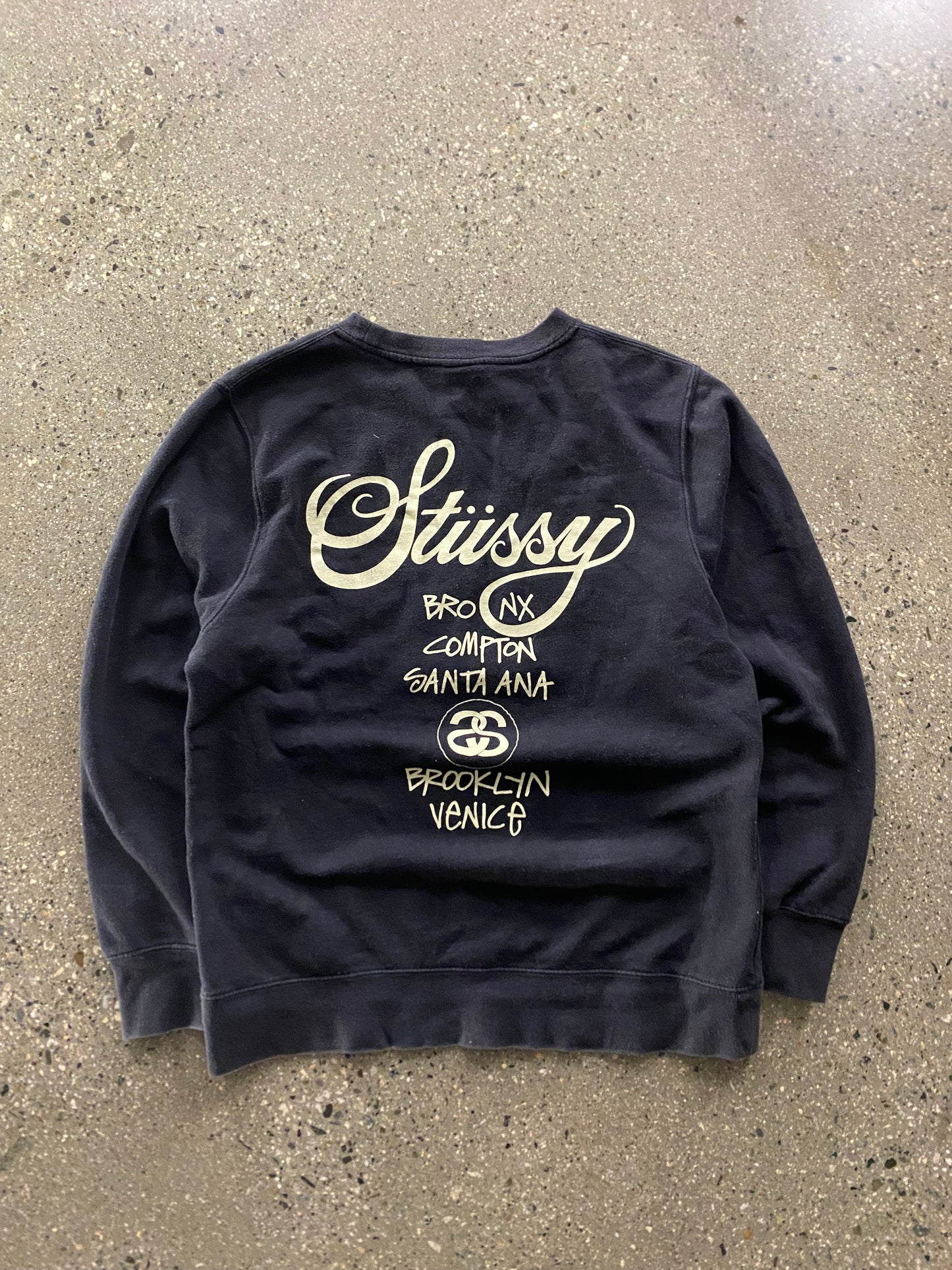 (XS/S) Stussy World Tour Doublesided Crewneck
