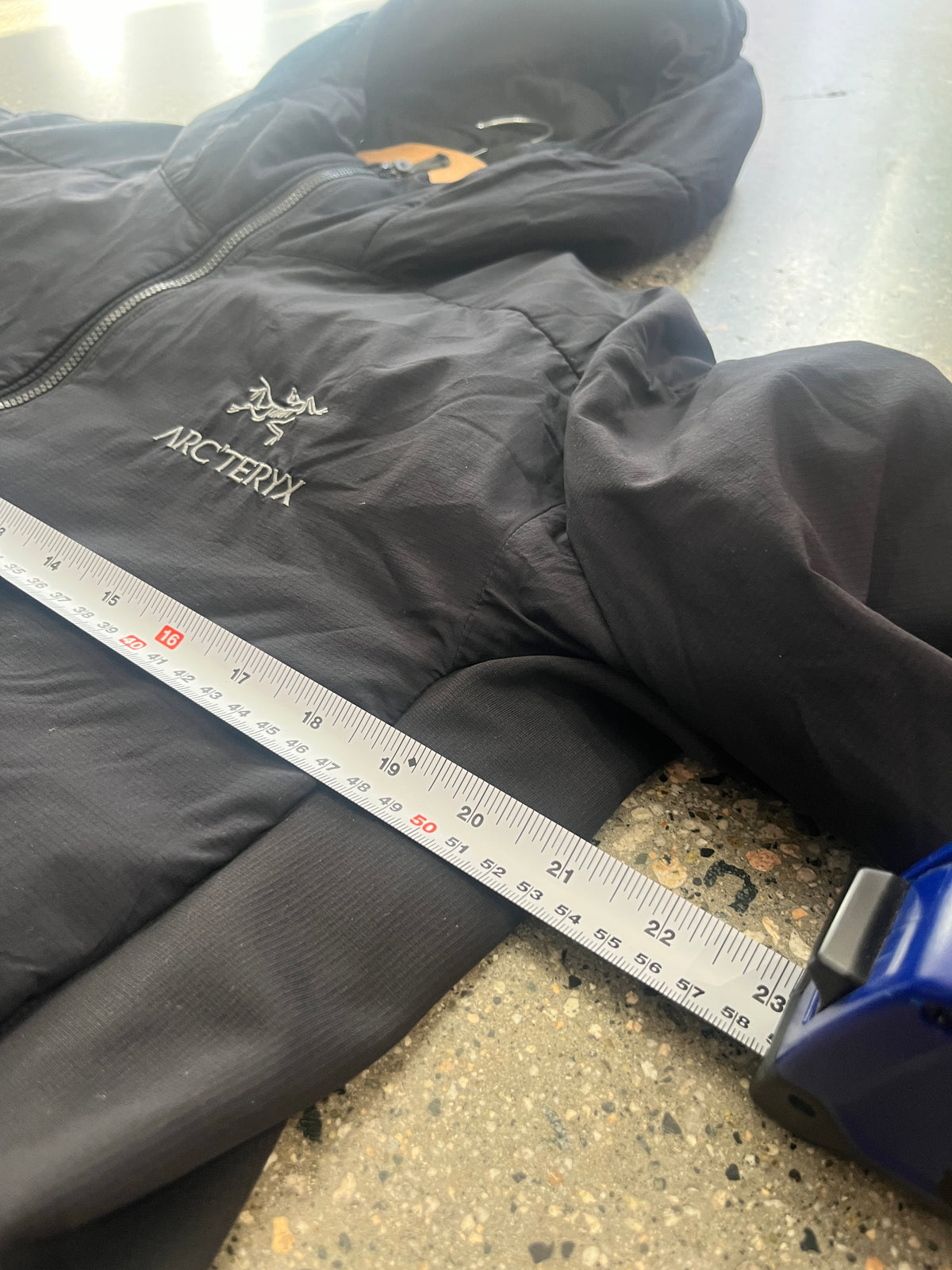 (M) Arc’teryx Atom Hoodie Black