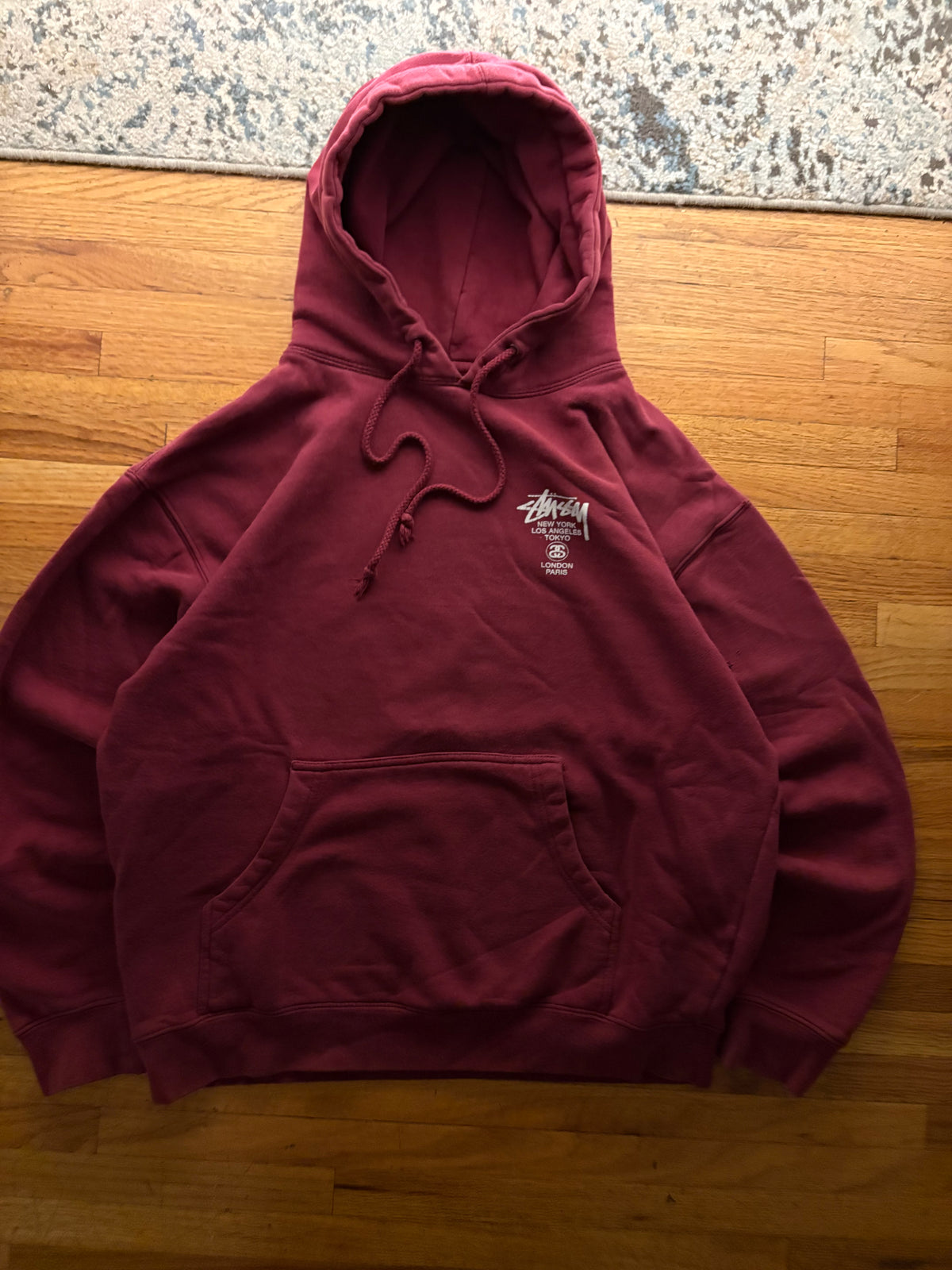 (S/M) Stussy World tour hoodie
