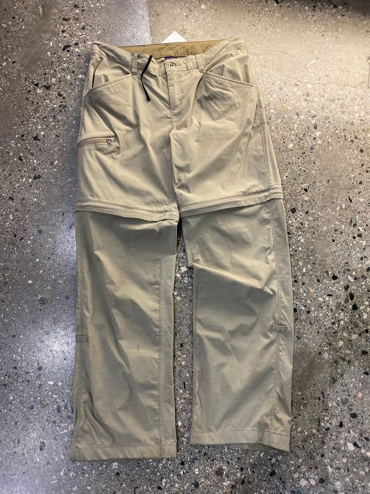 (28”) FW31 - Patagonia Beige Nylons