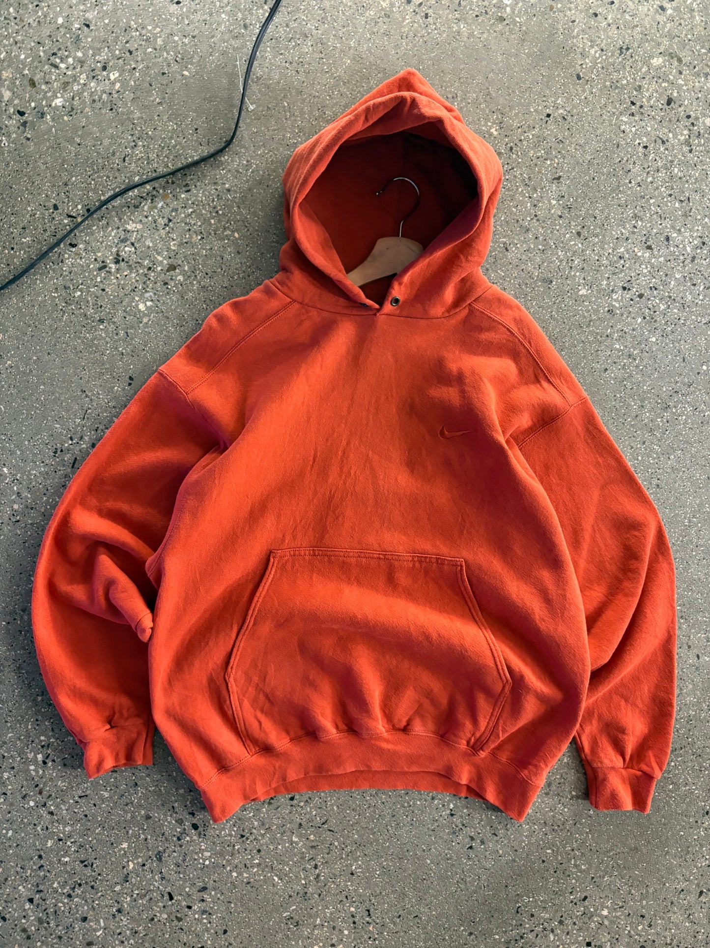 (M) 1990s Nike Swoosh Hoodie Burnt Orange