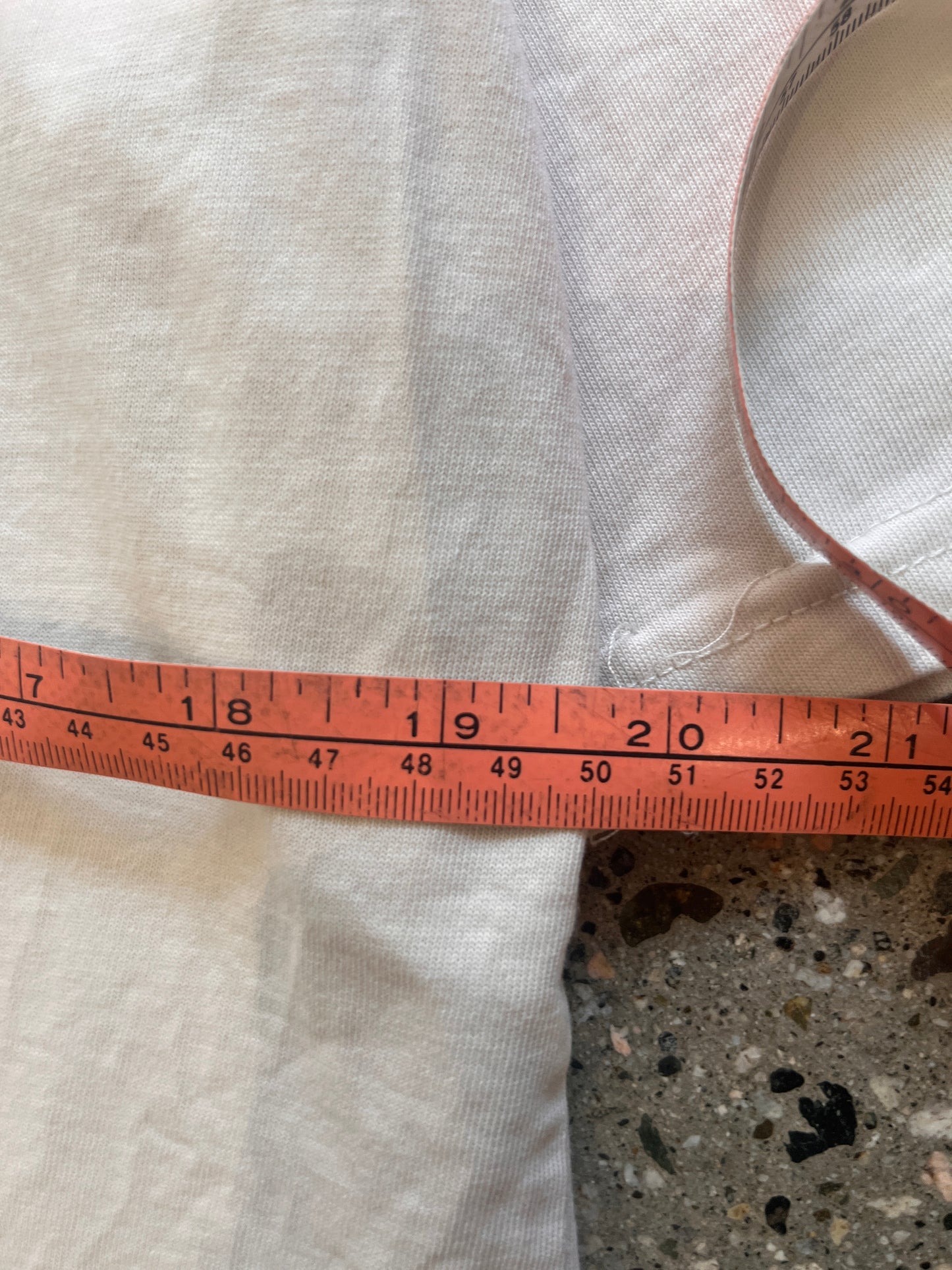 (S/M) Essentials Cream Tee