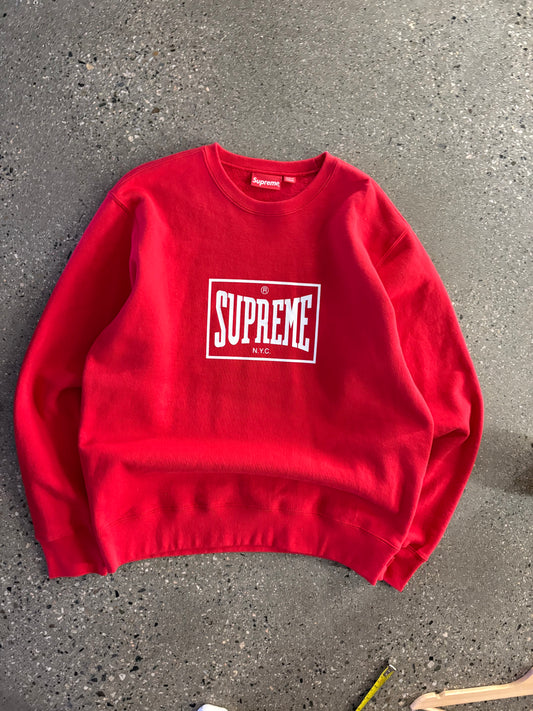 (L) Supreme FW19 NYC Sweater