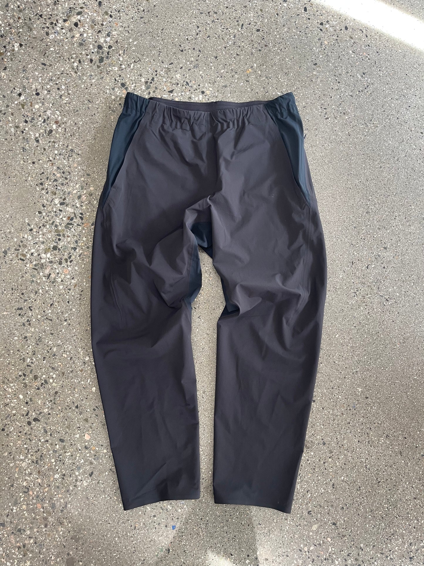 (32”) Arcteryx Veilance Secant Pants