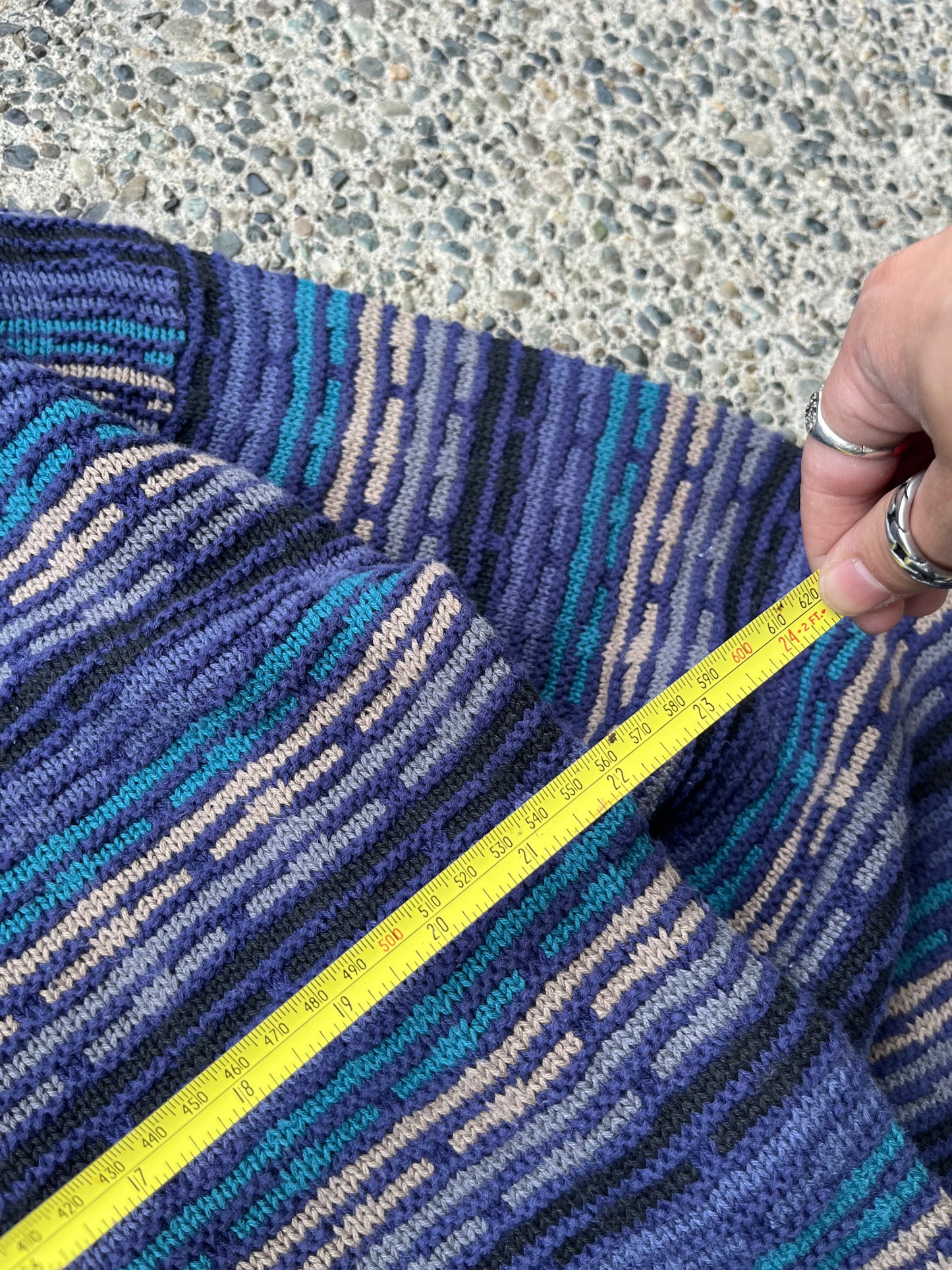(M/L) 90s Textured 3D Knitwear